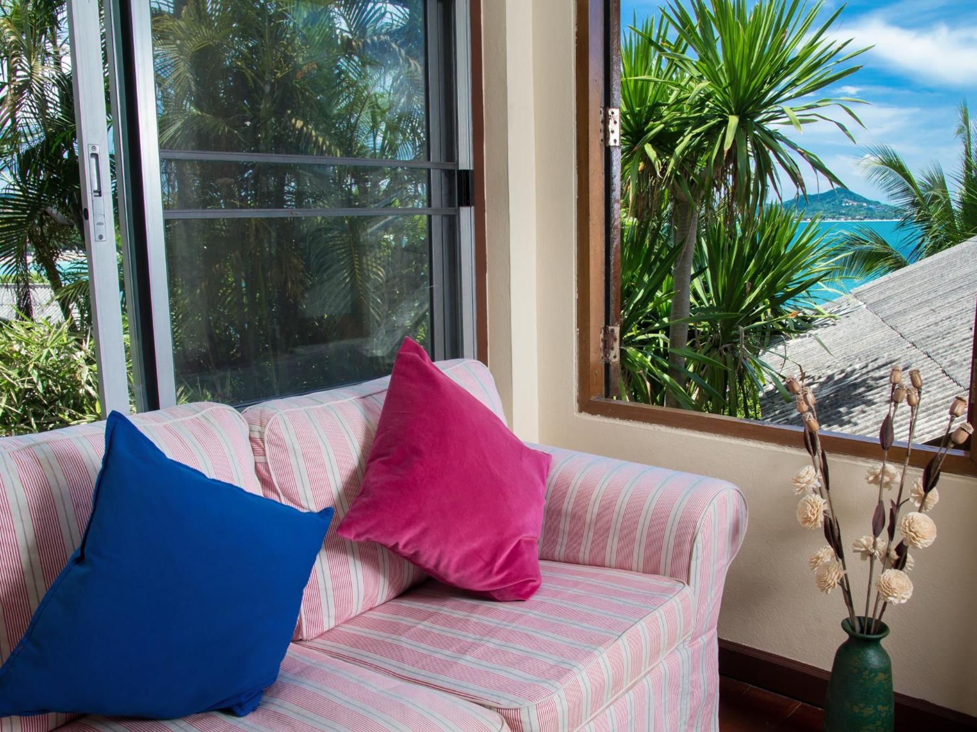 Ocean front deluxe 2 bedroom villa