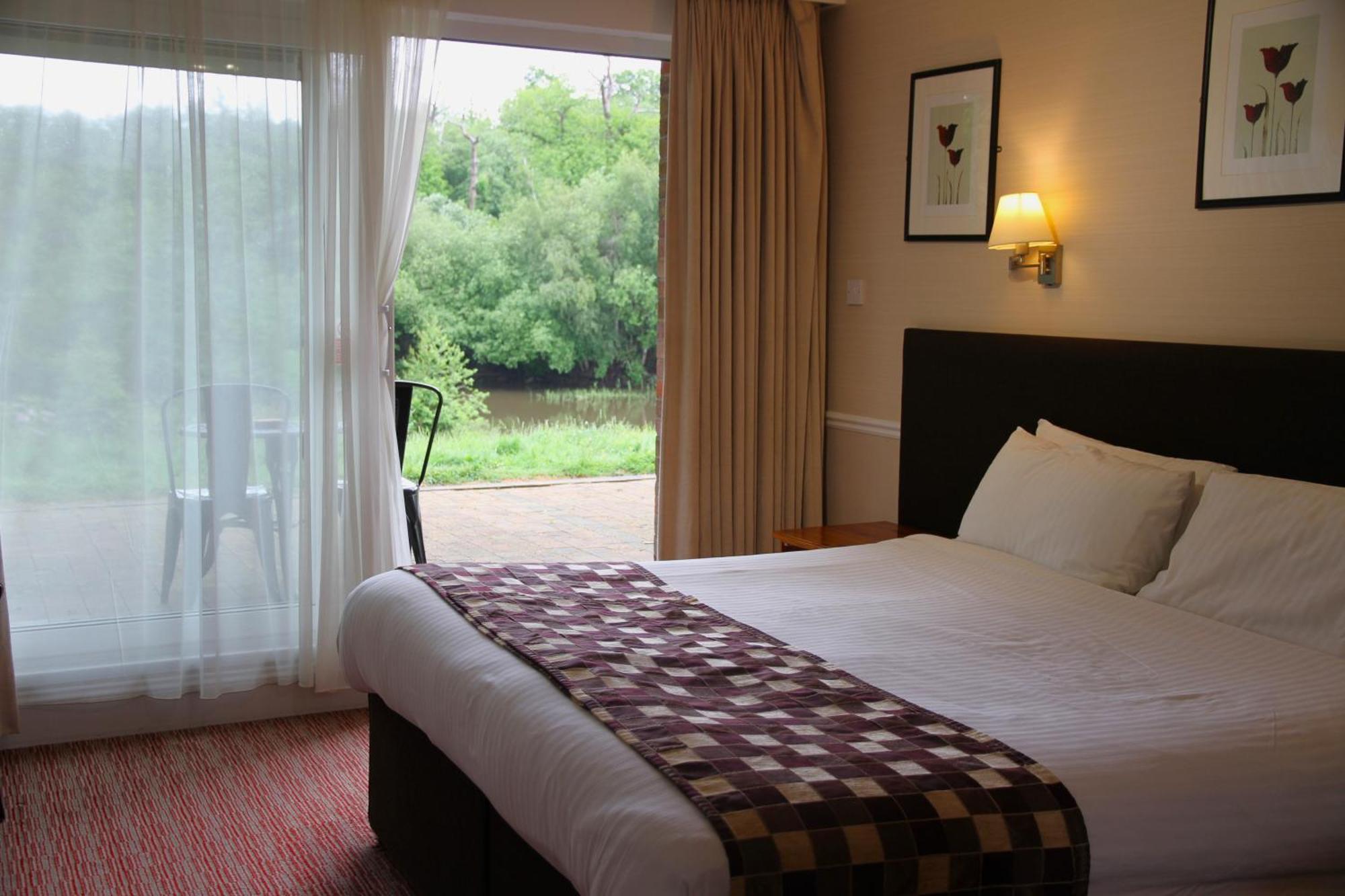 King Room Lake View