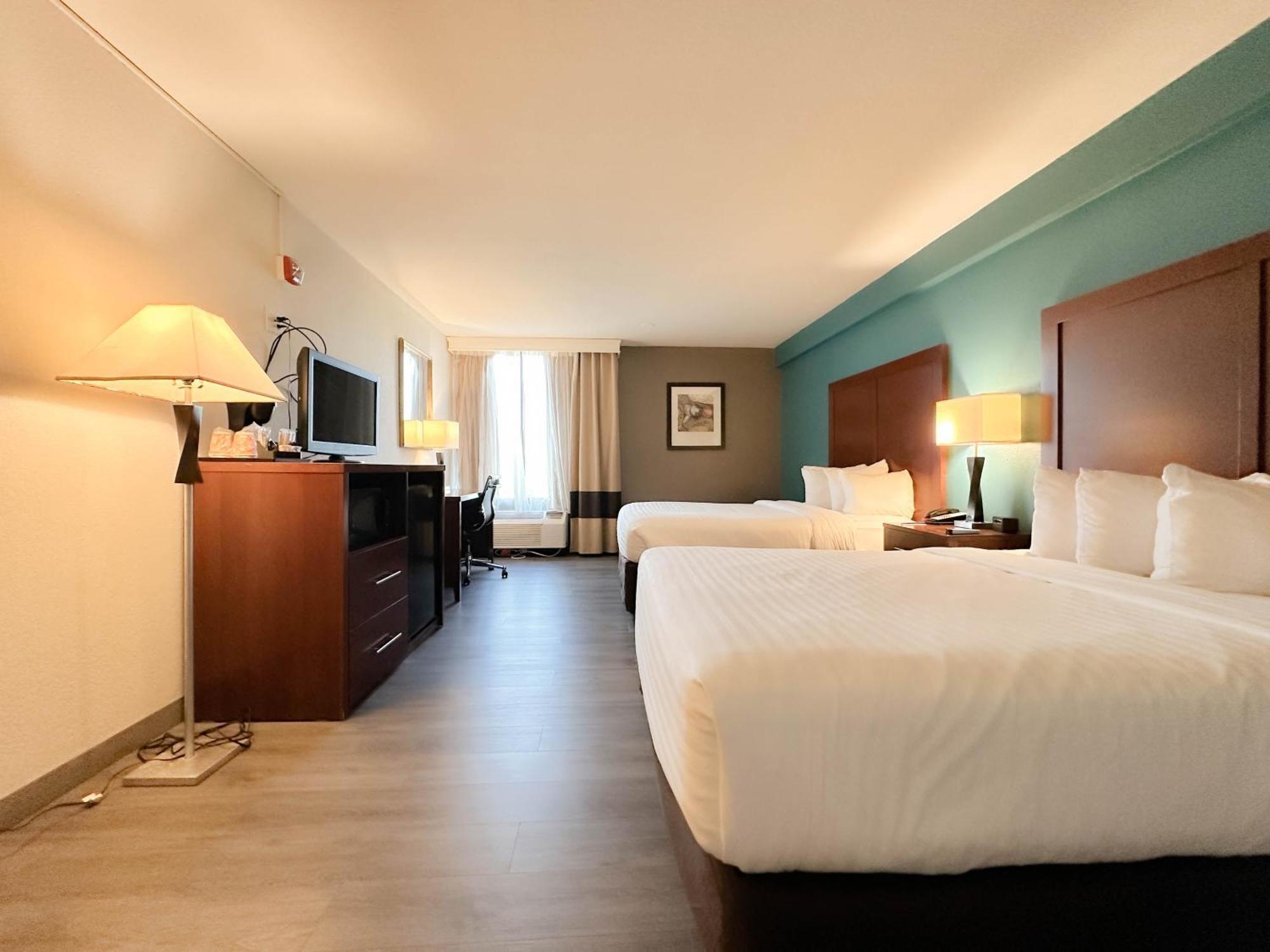 Queen Room Two Queen Beds