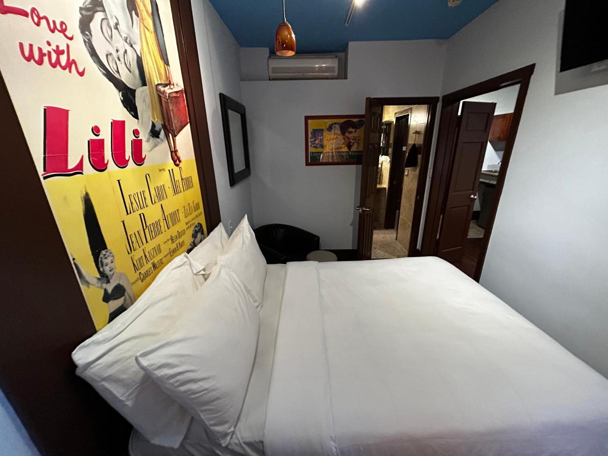 Deluxe Quadruple Room,1589568619:JPEG
