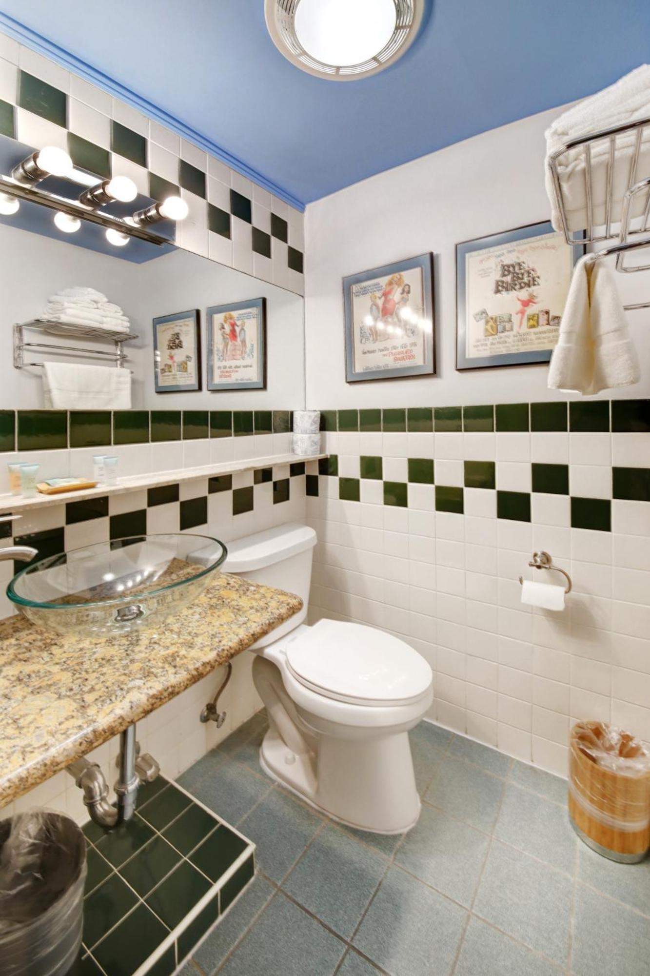 One-Bedroom Suite