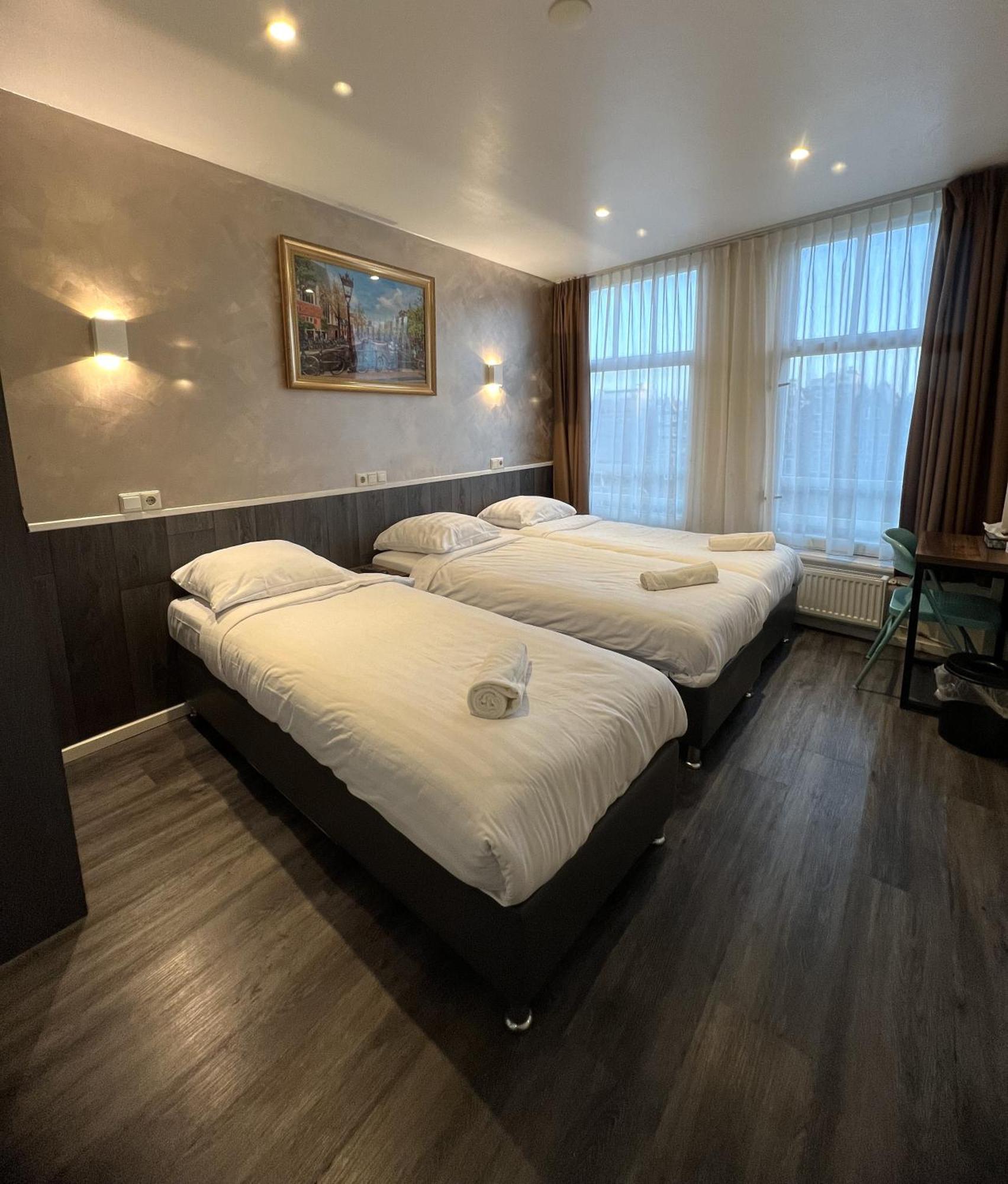 Triple Room Private Bathroom