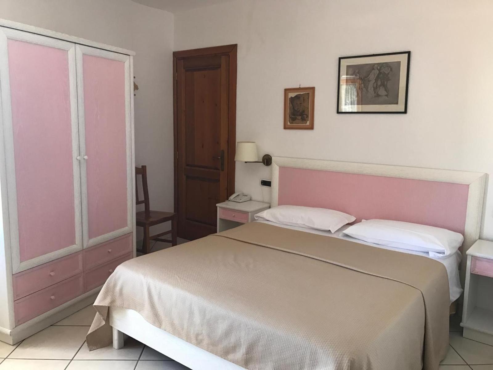 Classic Quadruple Room