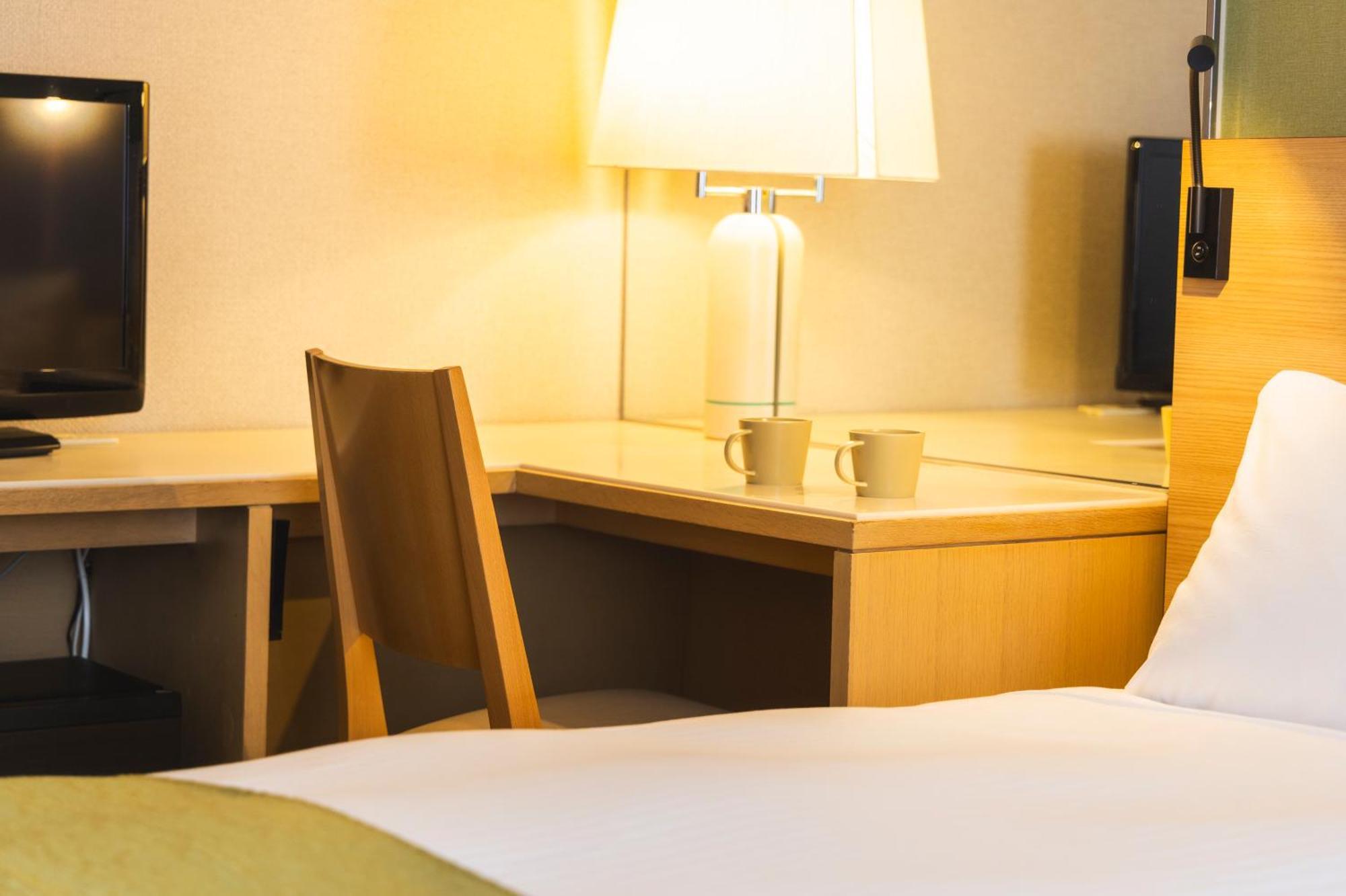 Economy Twin Room Non-Smoking