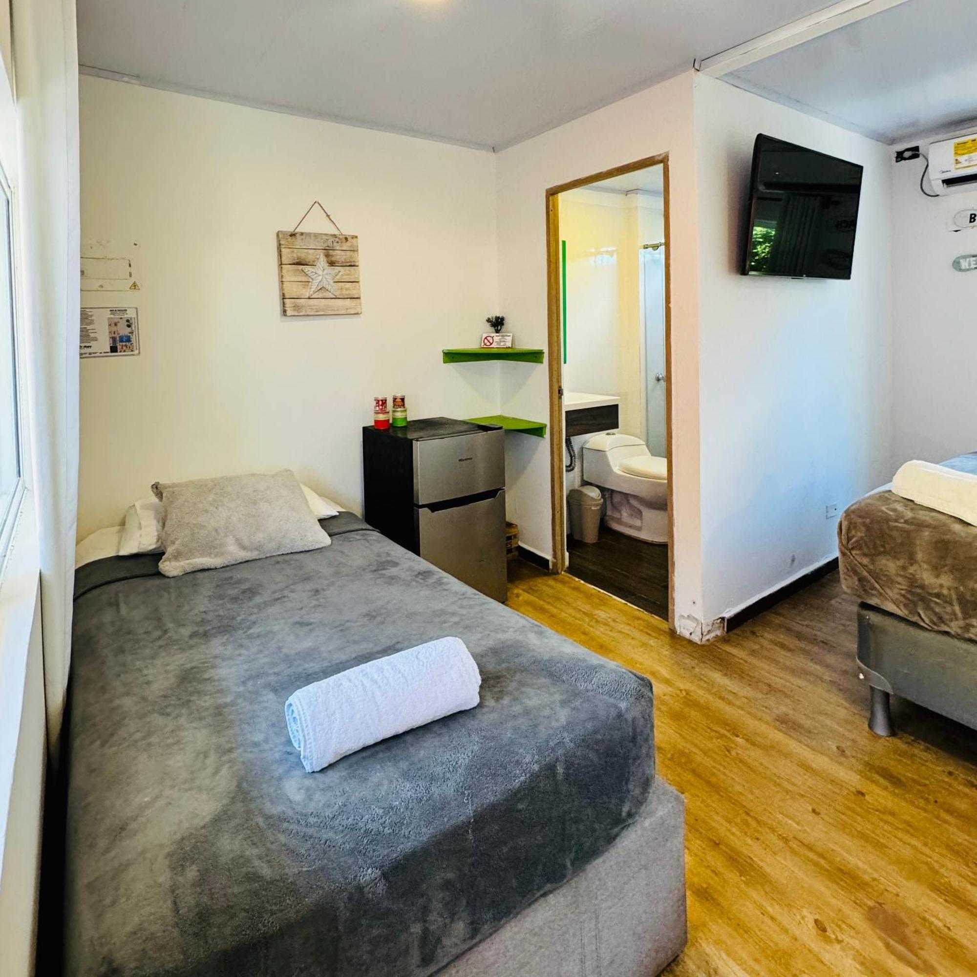 Triple Room Private Bathroom