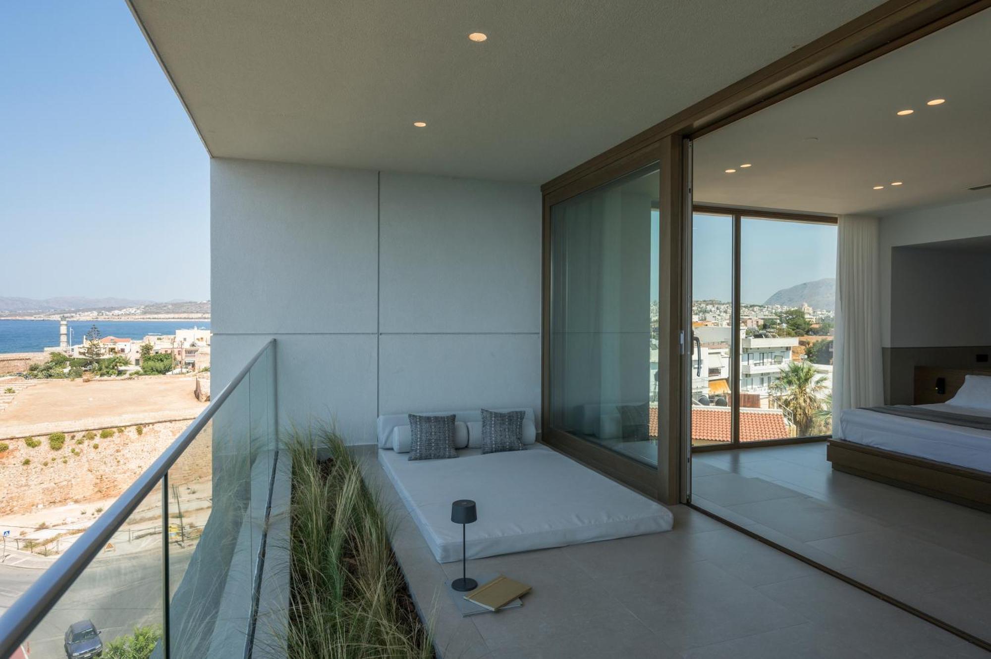 Executive Suite Sea View