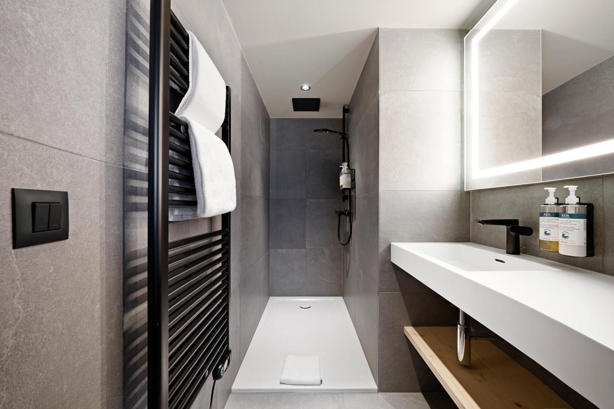 Standard Room Single Bed