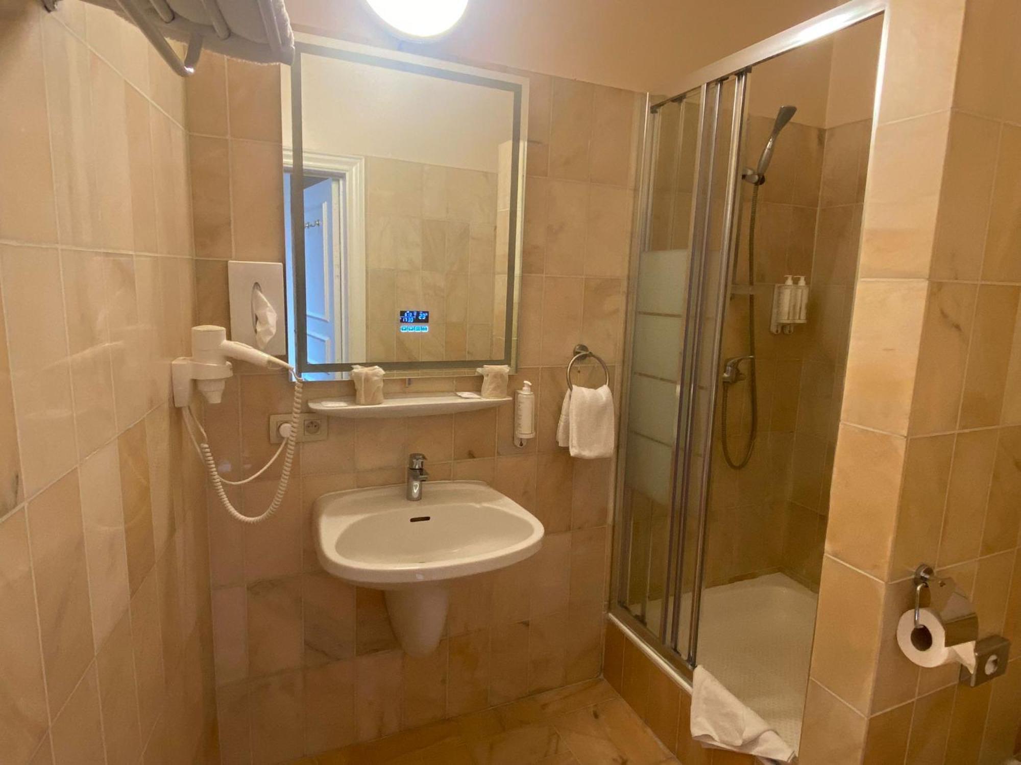 Double Room AC