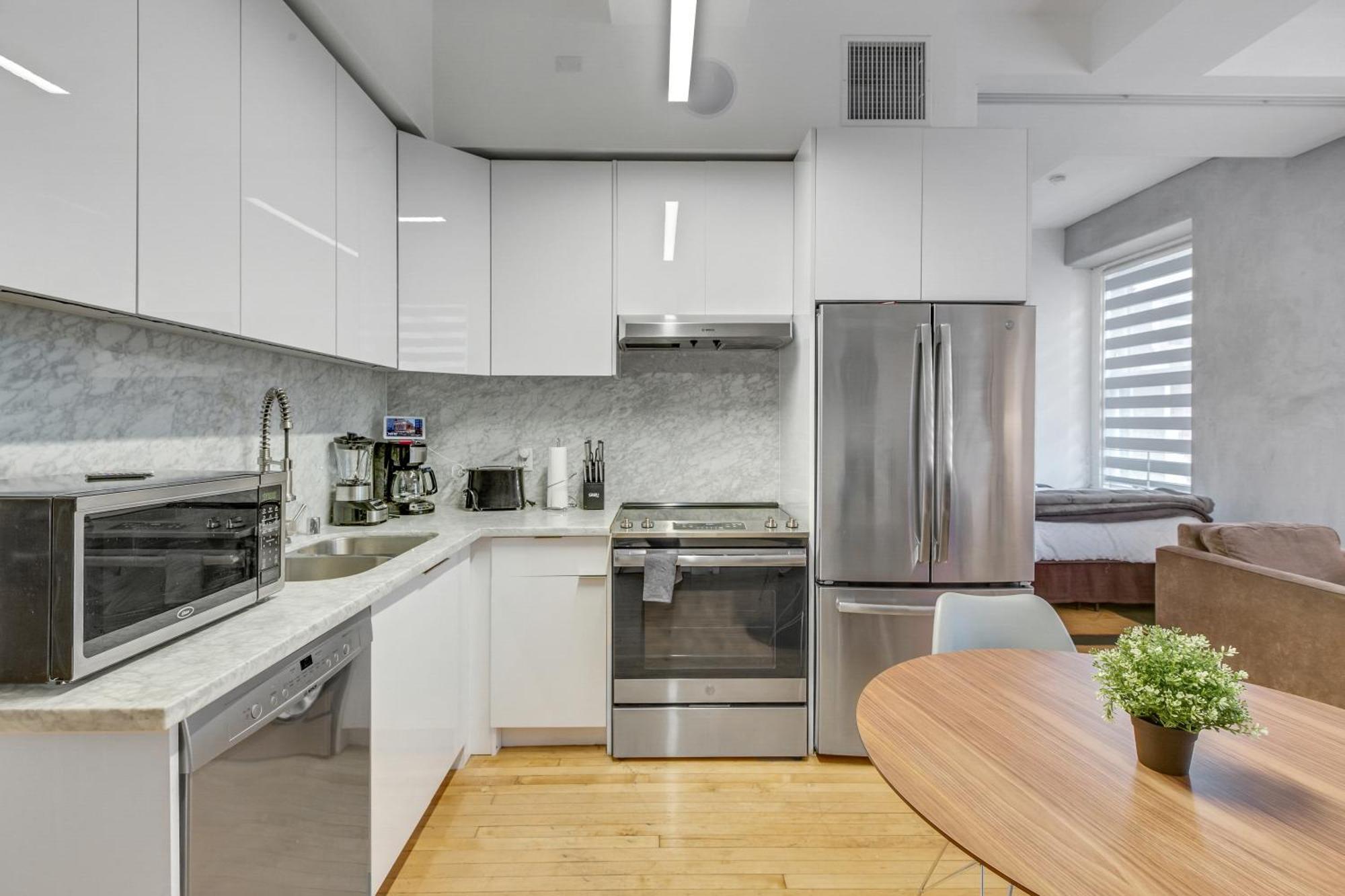 Deluxe Apartment