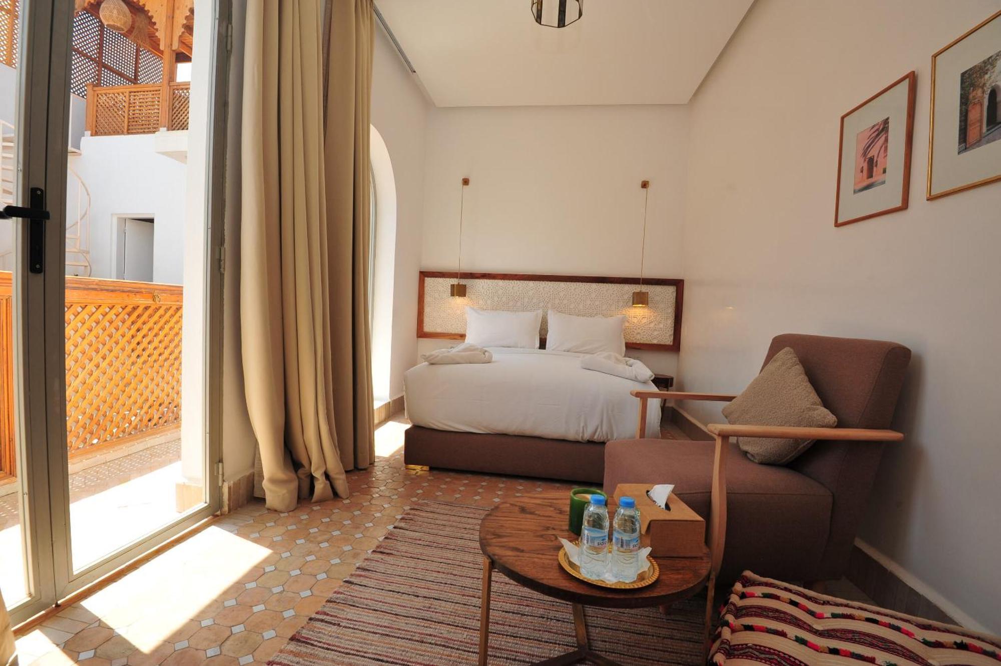 Superior Double Room,1323145786:JPEG