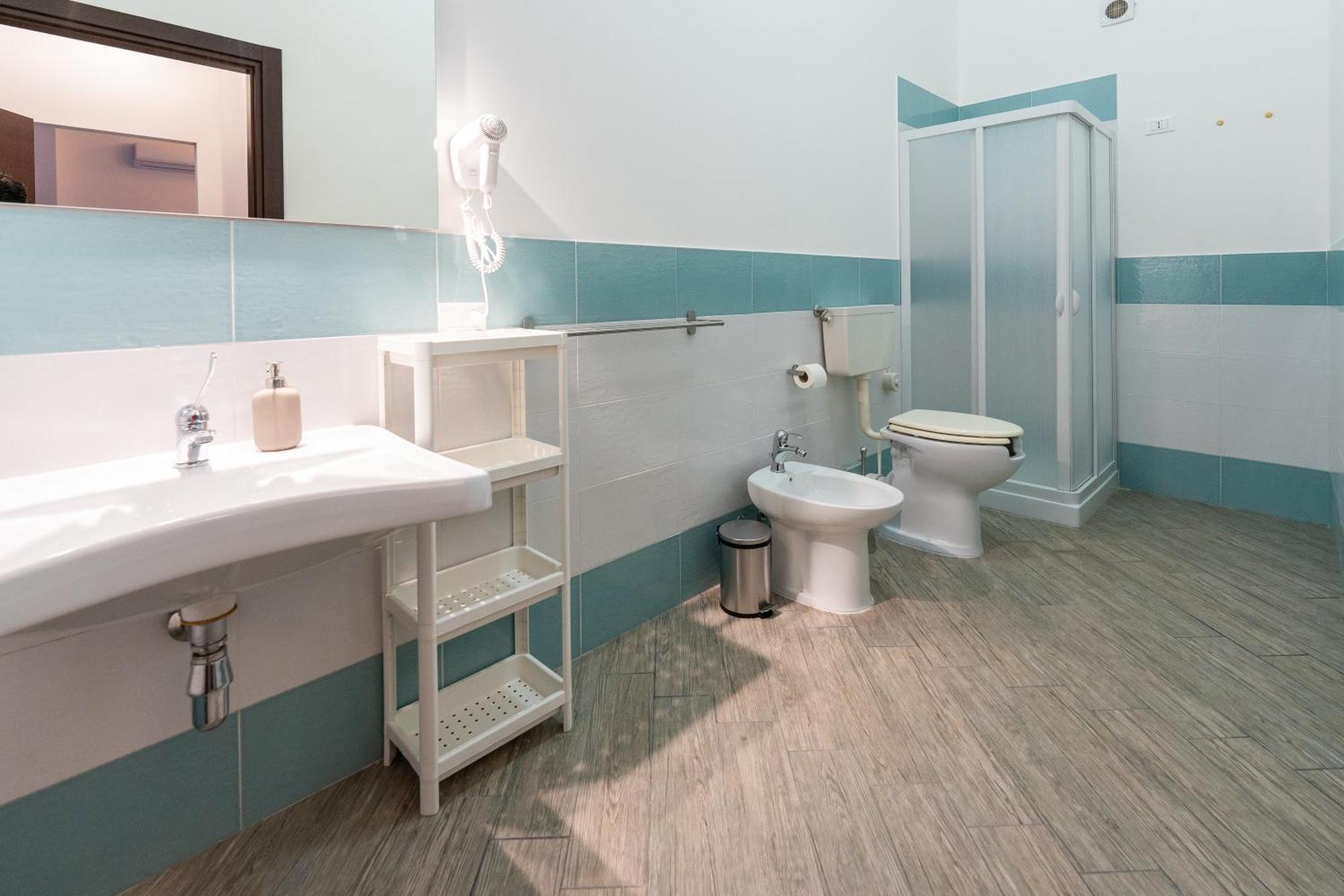 Triple Room Private Bathroom