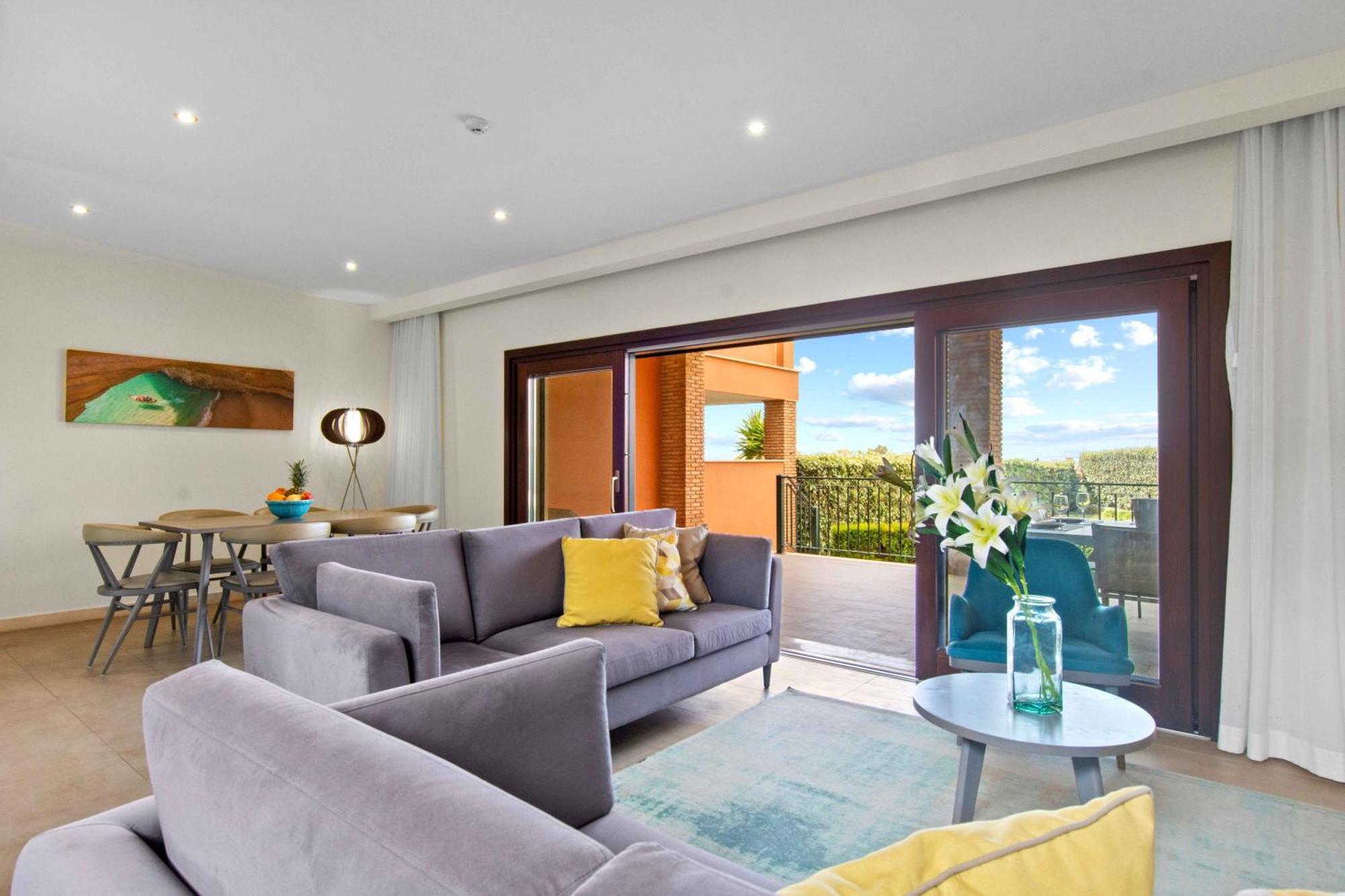 Duplex Three Bedroom Townhouse Private Pool
