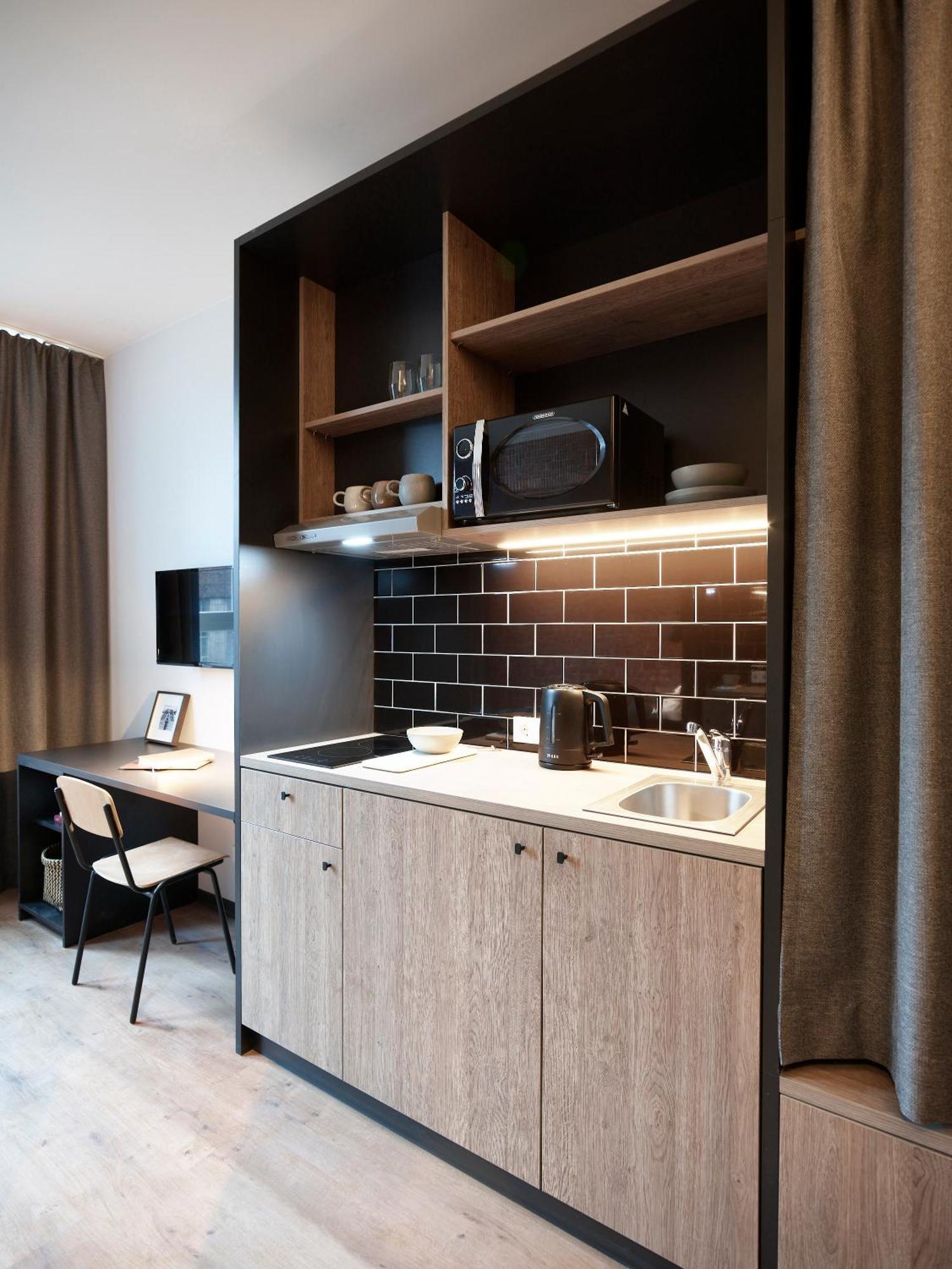 Studio Apartment