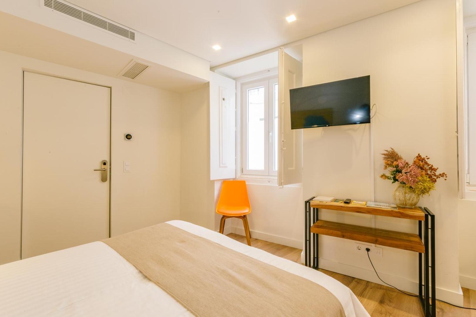 Twin Room Bathroom