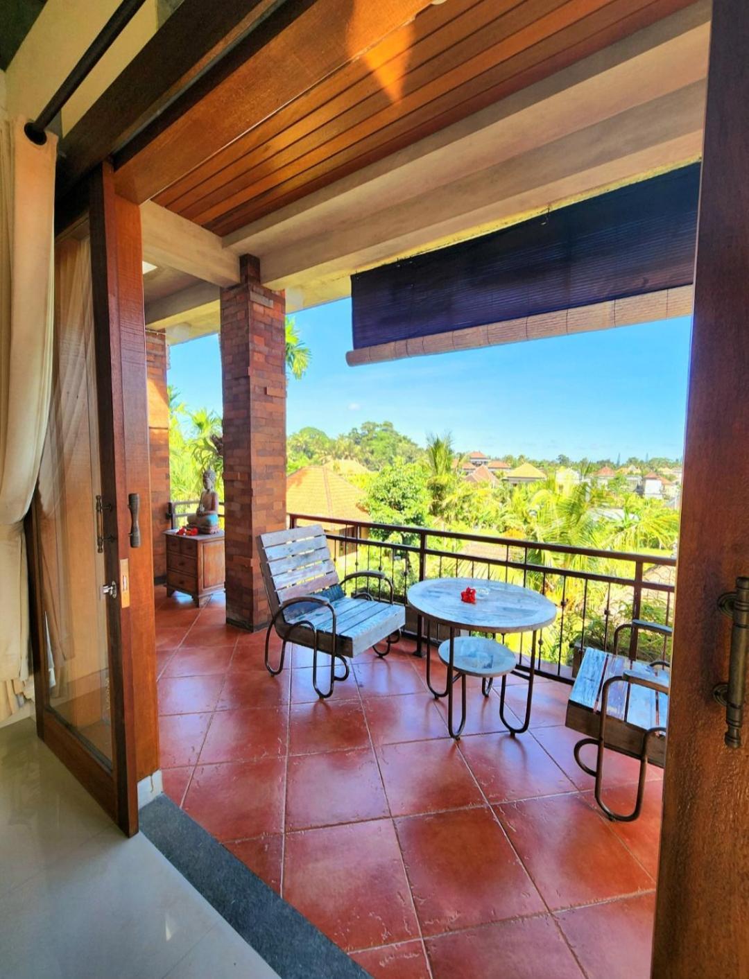 Queen Room Balcony