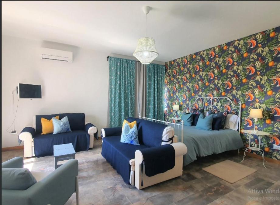 Family Room Terrace