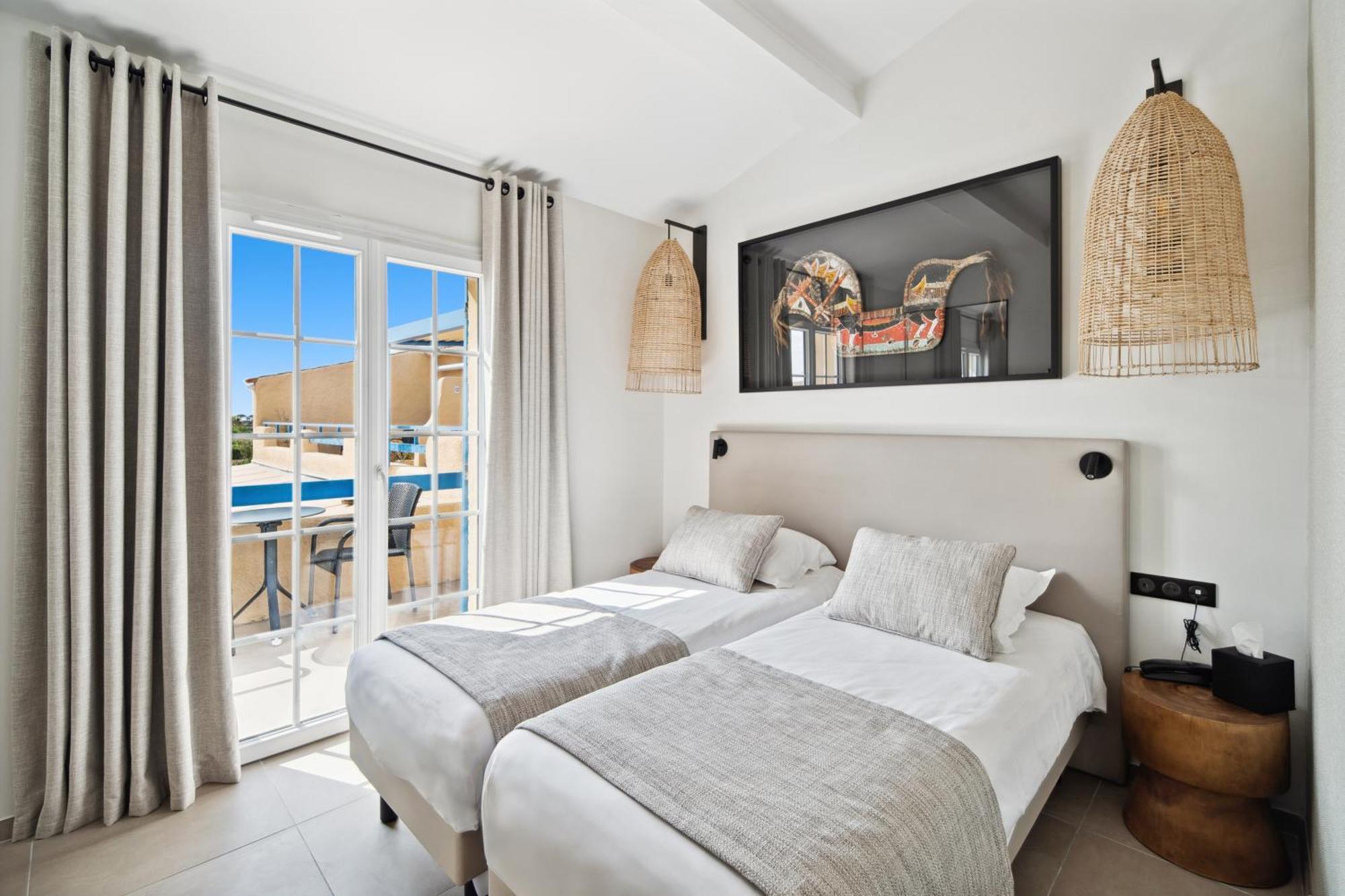 Superior Double Room Balcony Sea View
