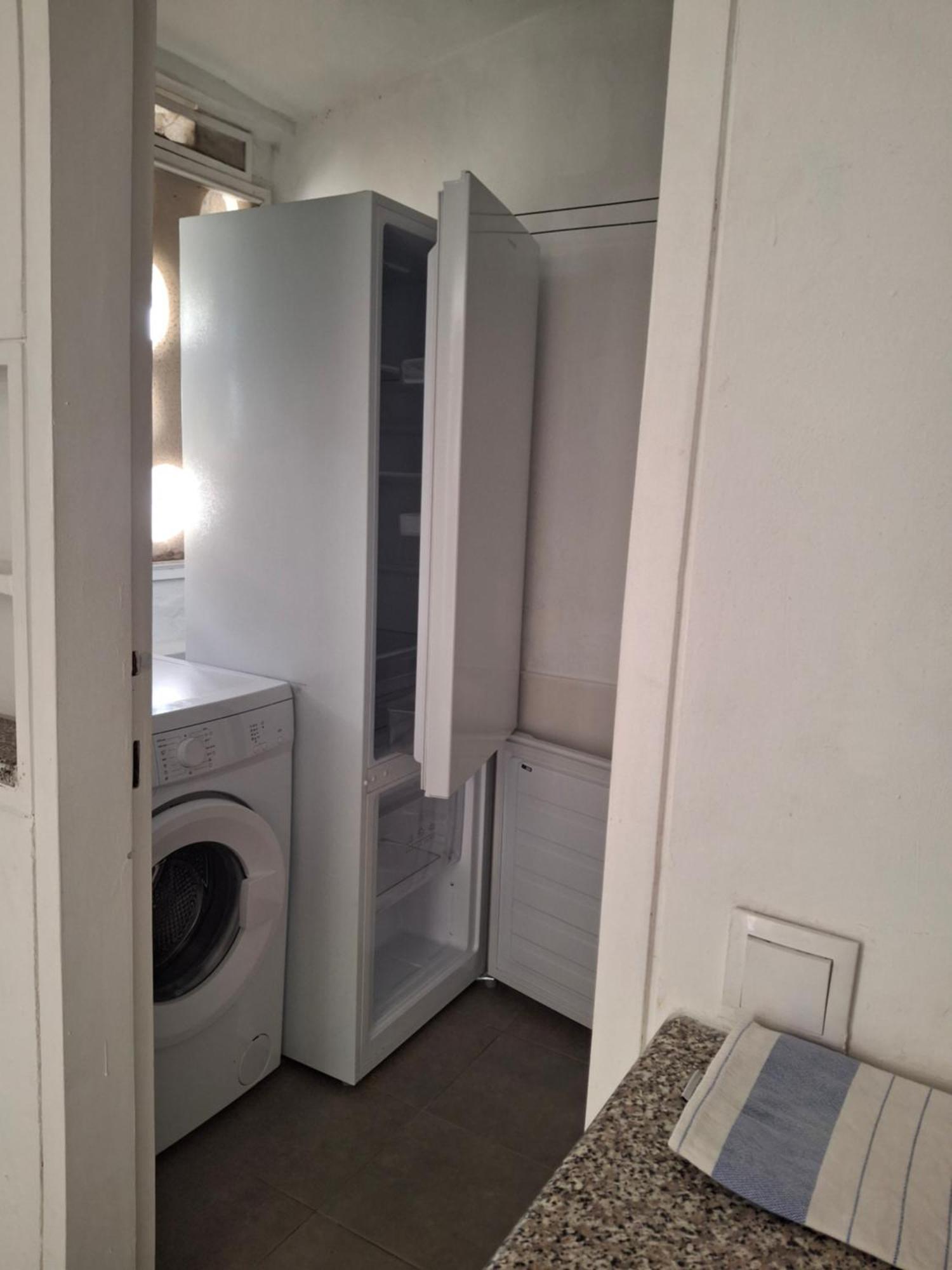 Apartment Terrace,1592104204:JPEG
