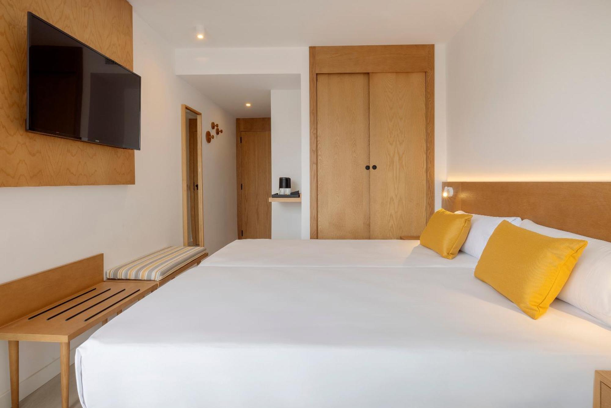 Twin Room Balcony