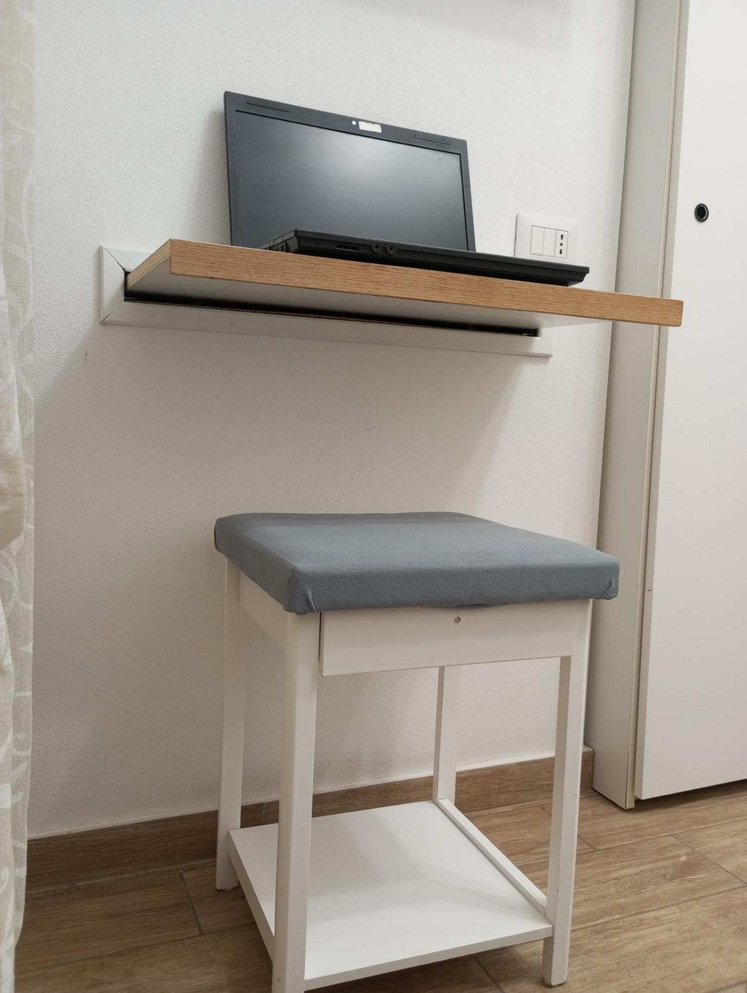 Double Room Private Bathroom