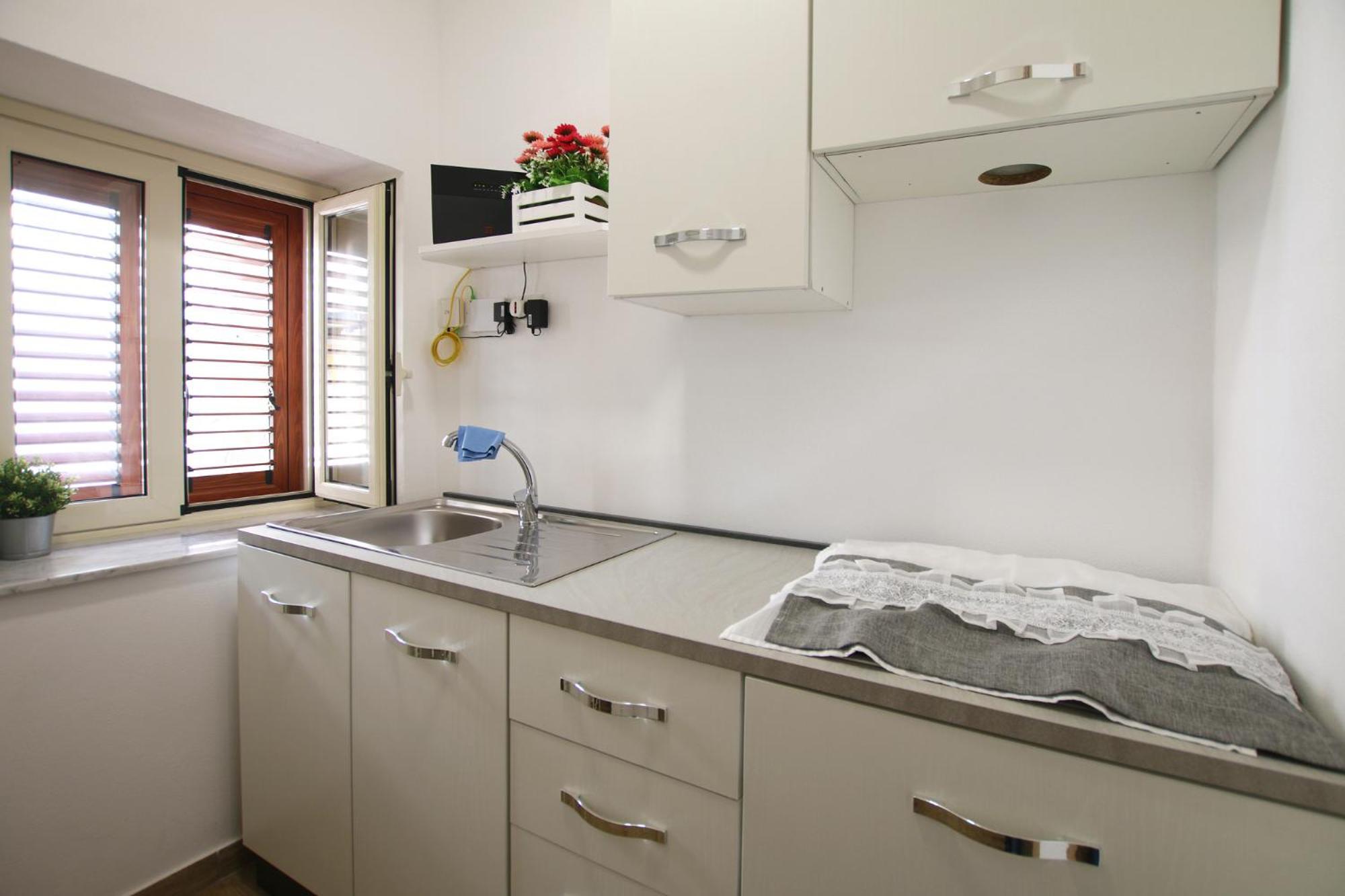 Double Room Private Bathroom