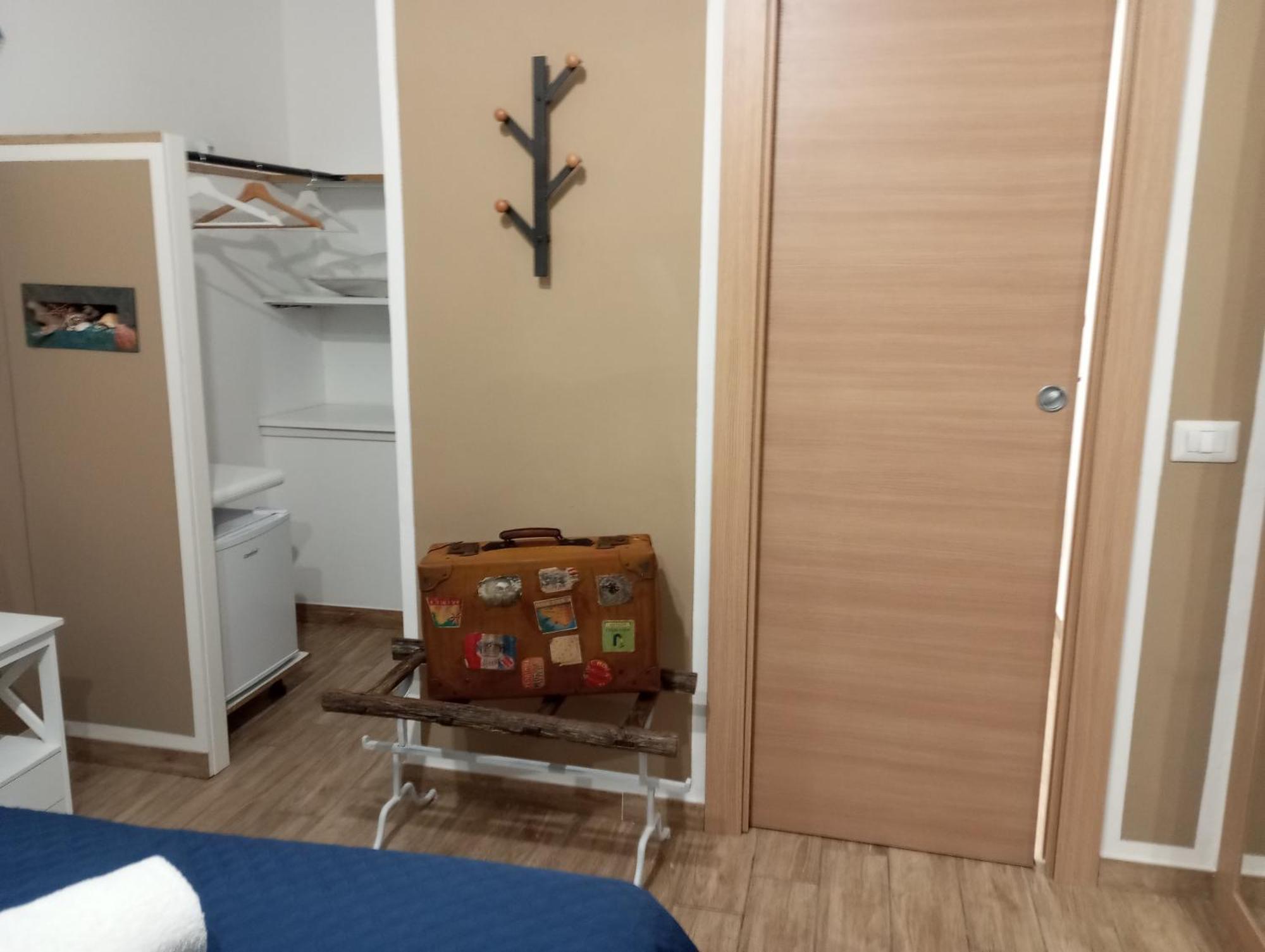 Double Room Private Bathroom