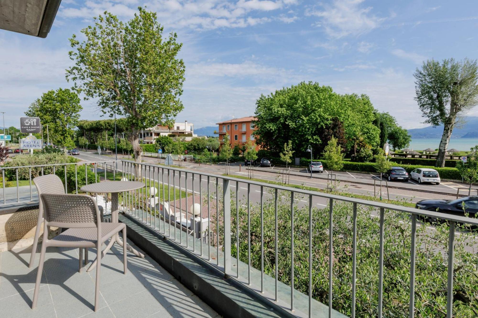 Superior Double Room Balcony Lake View