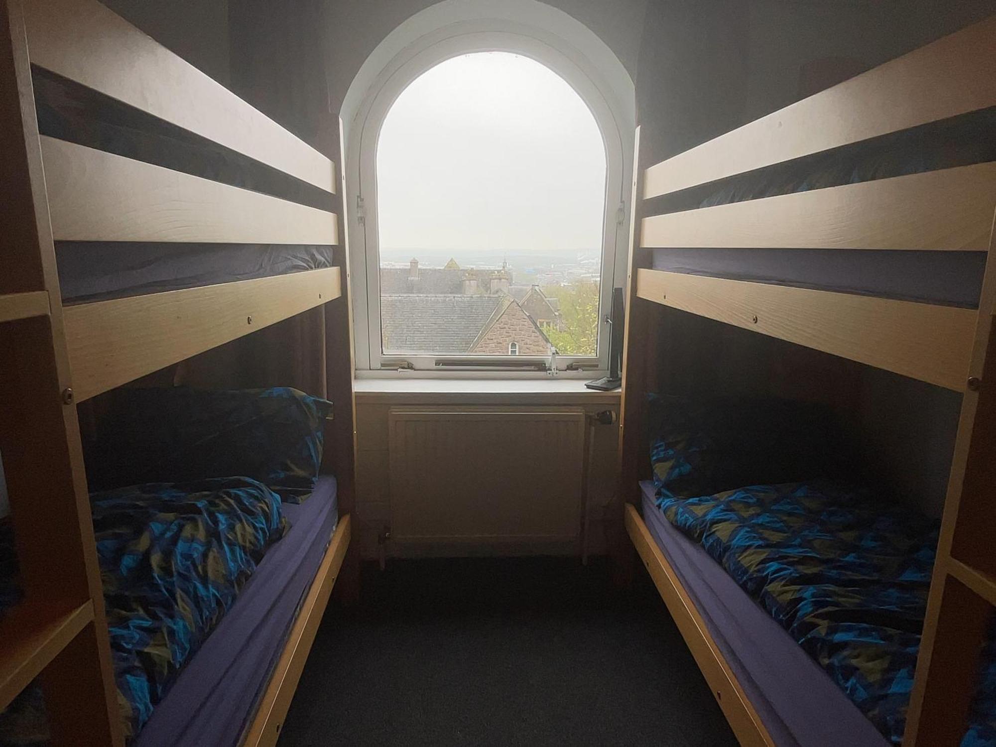Bunk Bed Female Dormitory Room,1592892018:JPEG