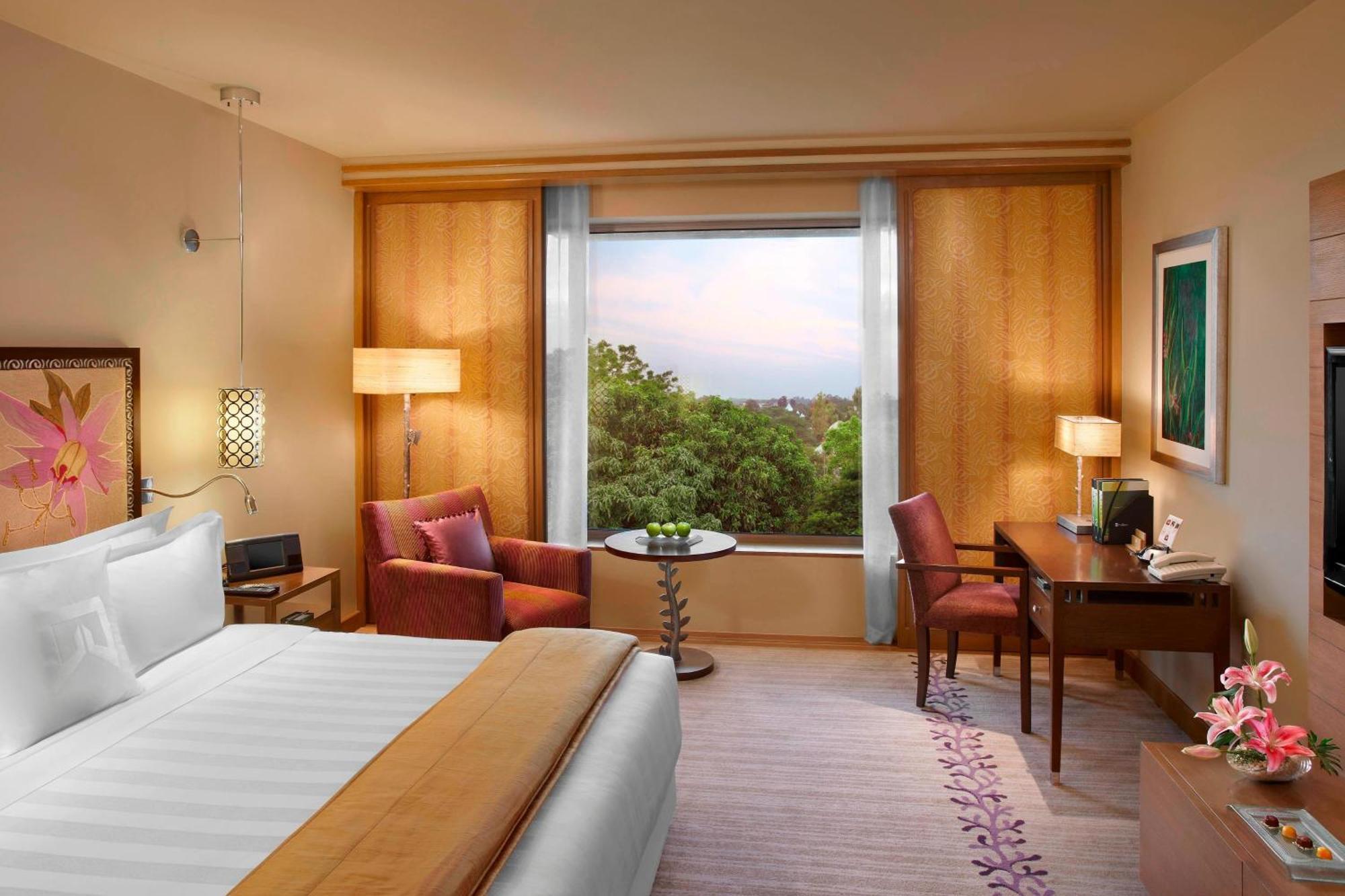 Towers room Guest room 1 Queen