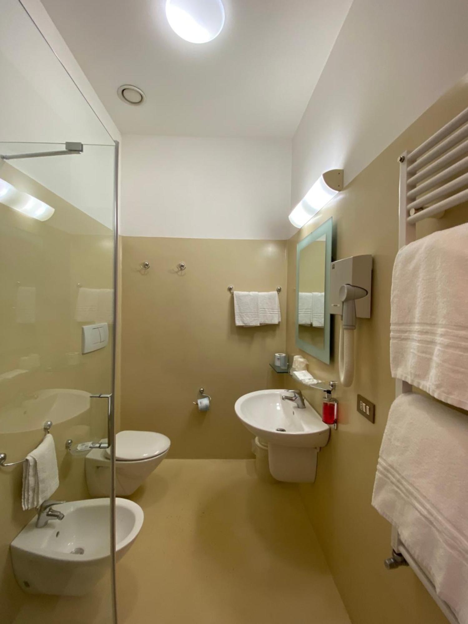 Economy Twin Room