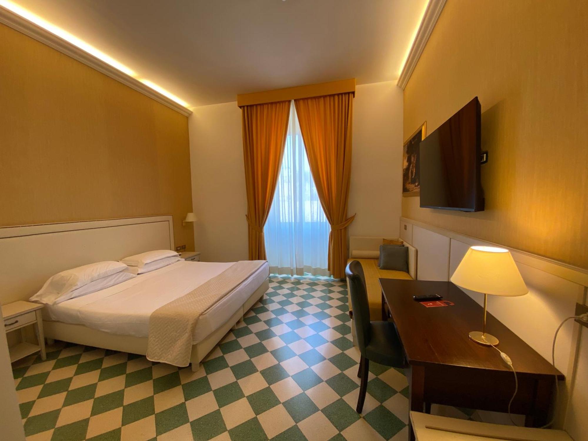 Superior Triple Room