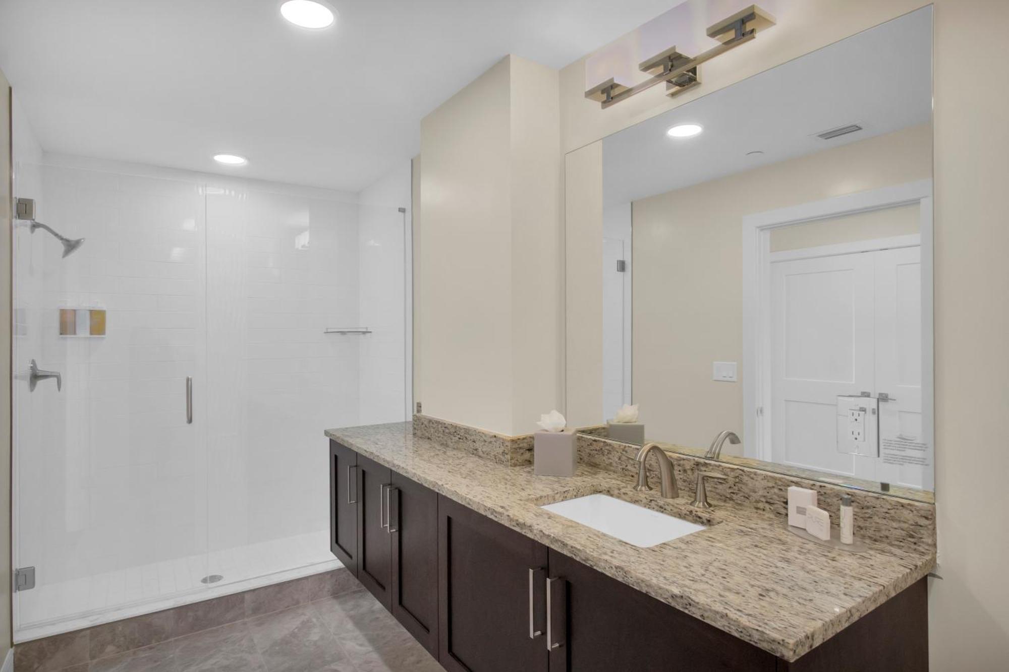 Standard 2 Bedroom Suite Gulf View Lower Floor