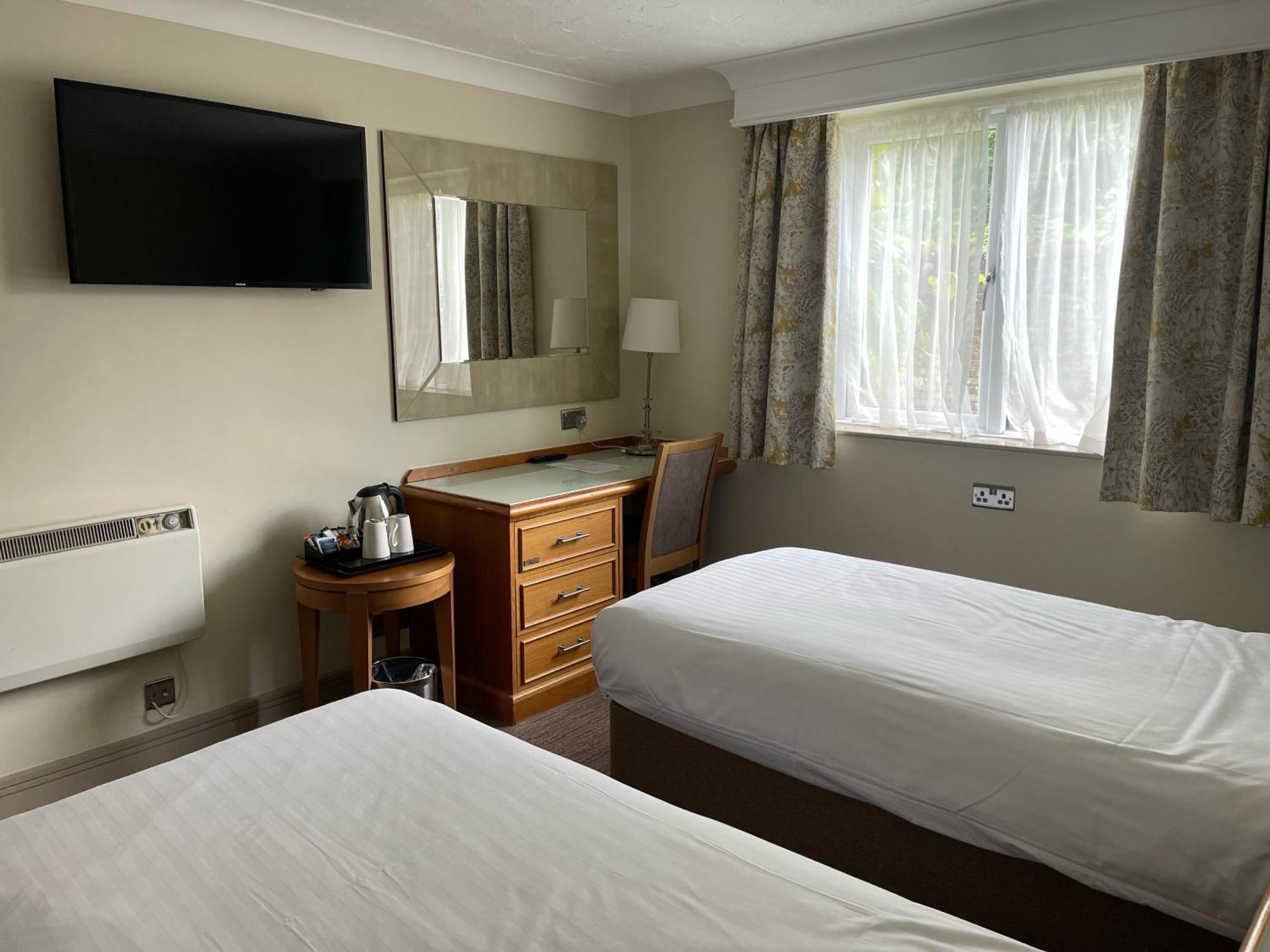 Standard Twin Room Non-Smoking