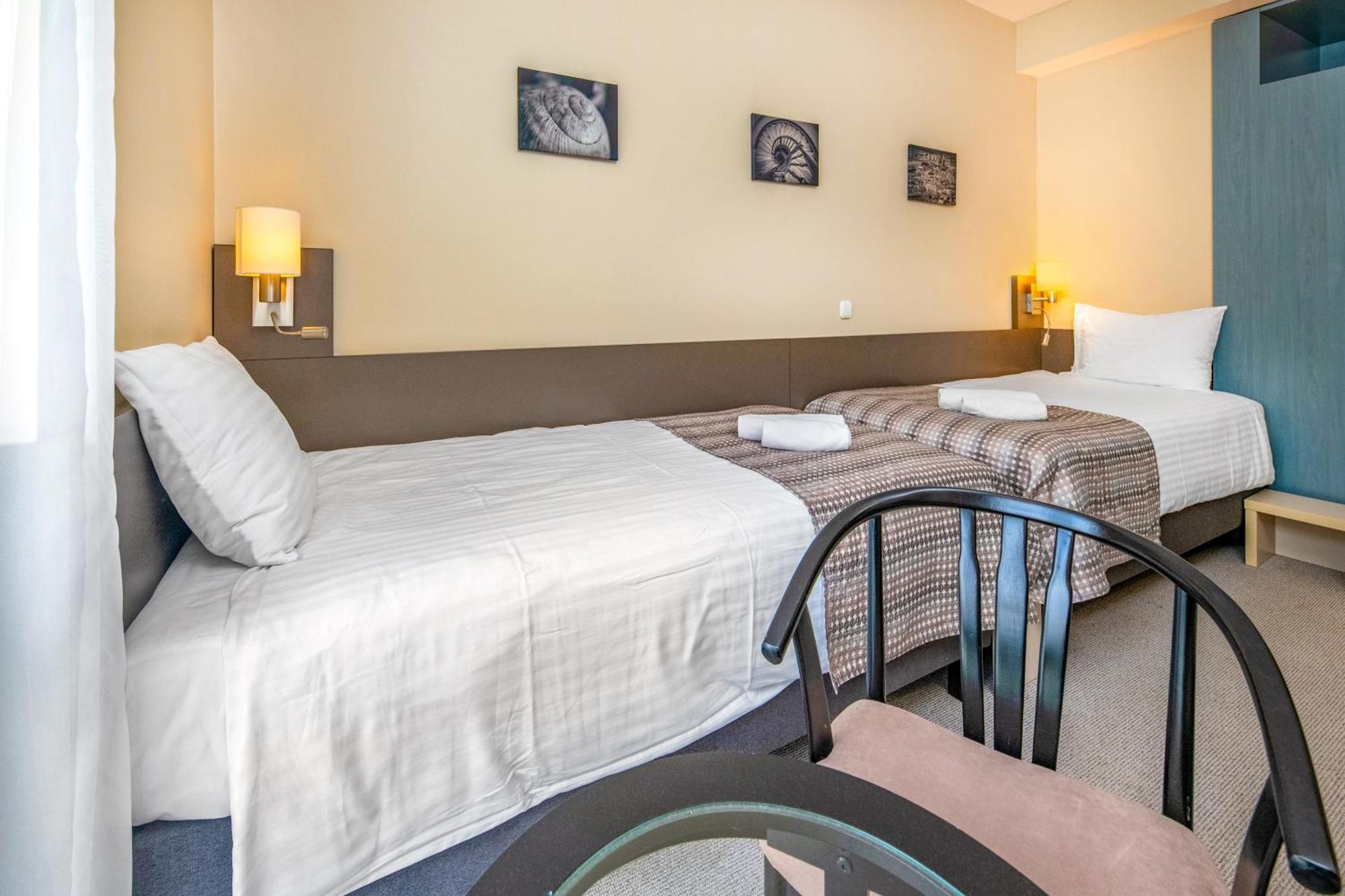 Standard Room Two Single Beds