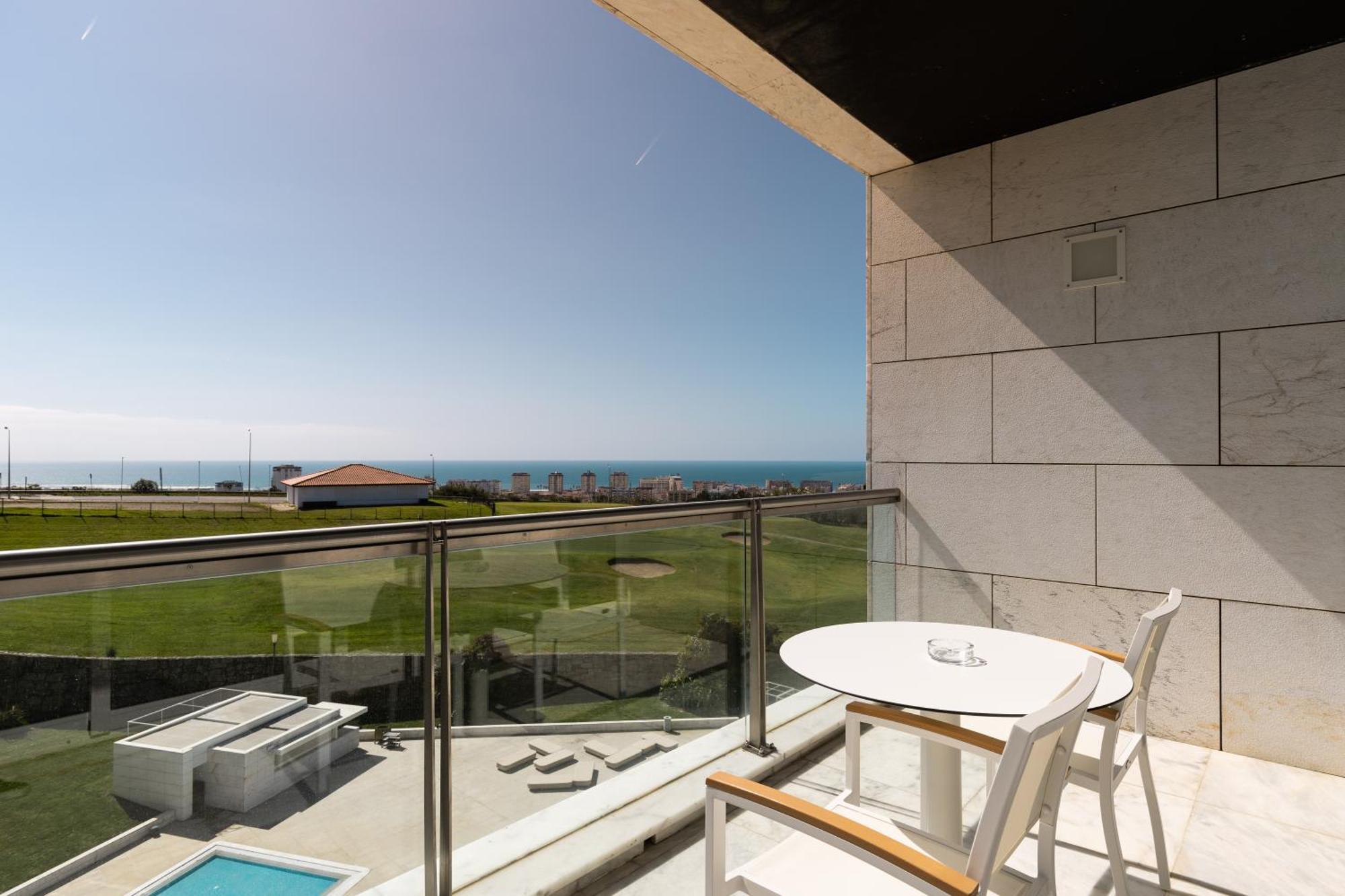 Premium King Room Balcony Sea View
