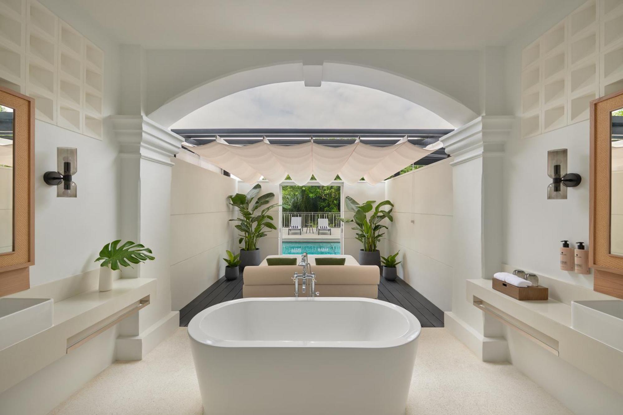 Couple Suite with Direct Access to Pool,1593643964:JPEG