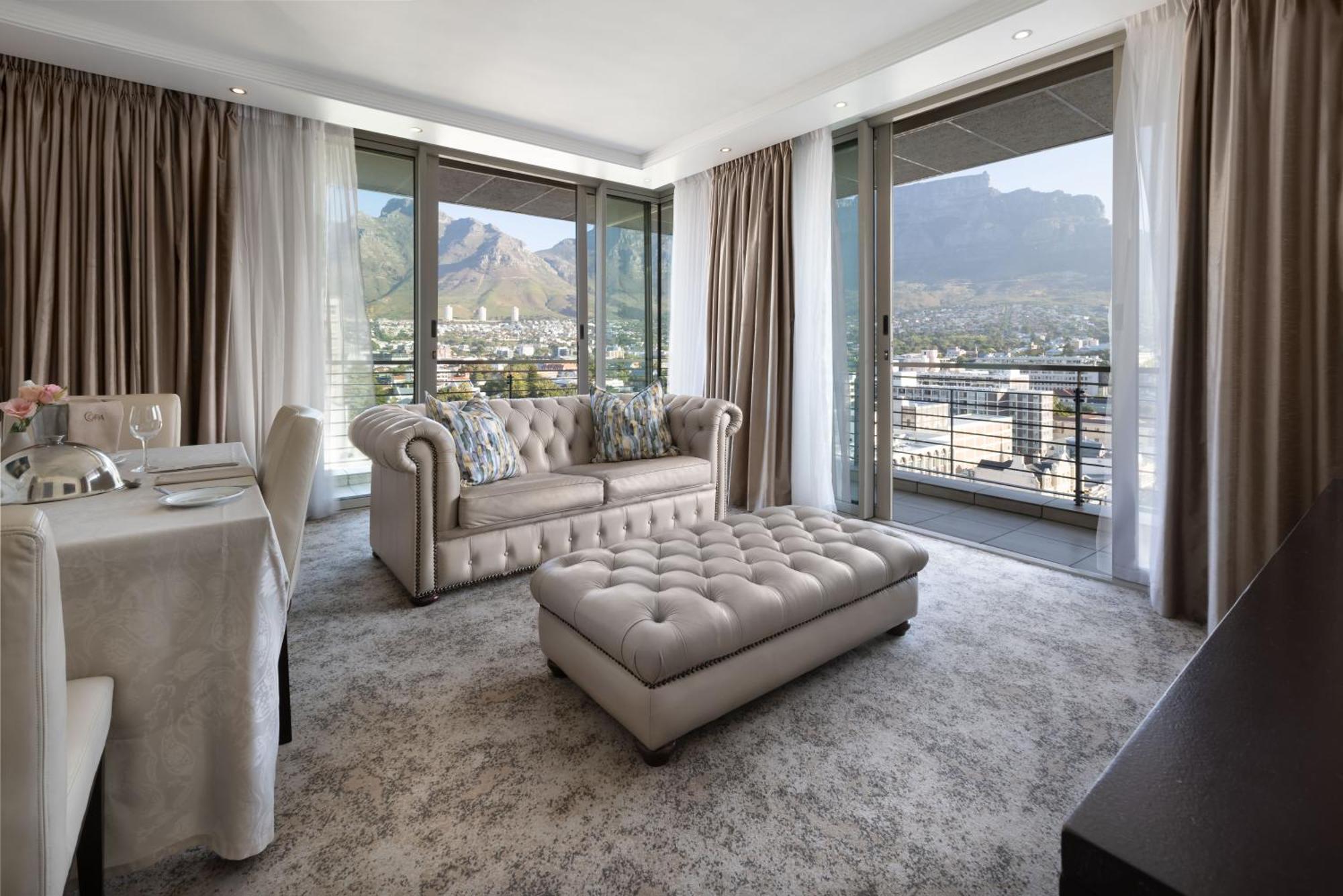 Deluxe Two-Bedroom Suite