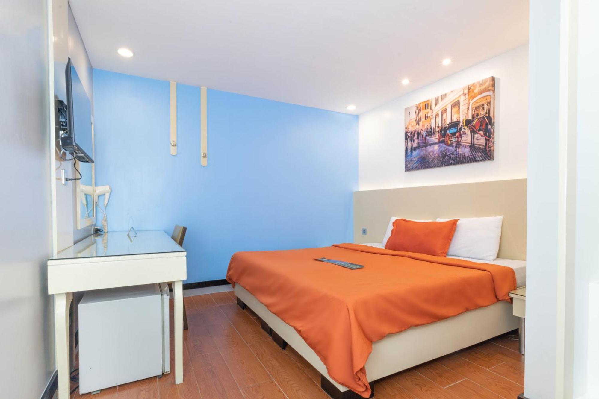 Euro Suite 1