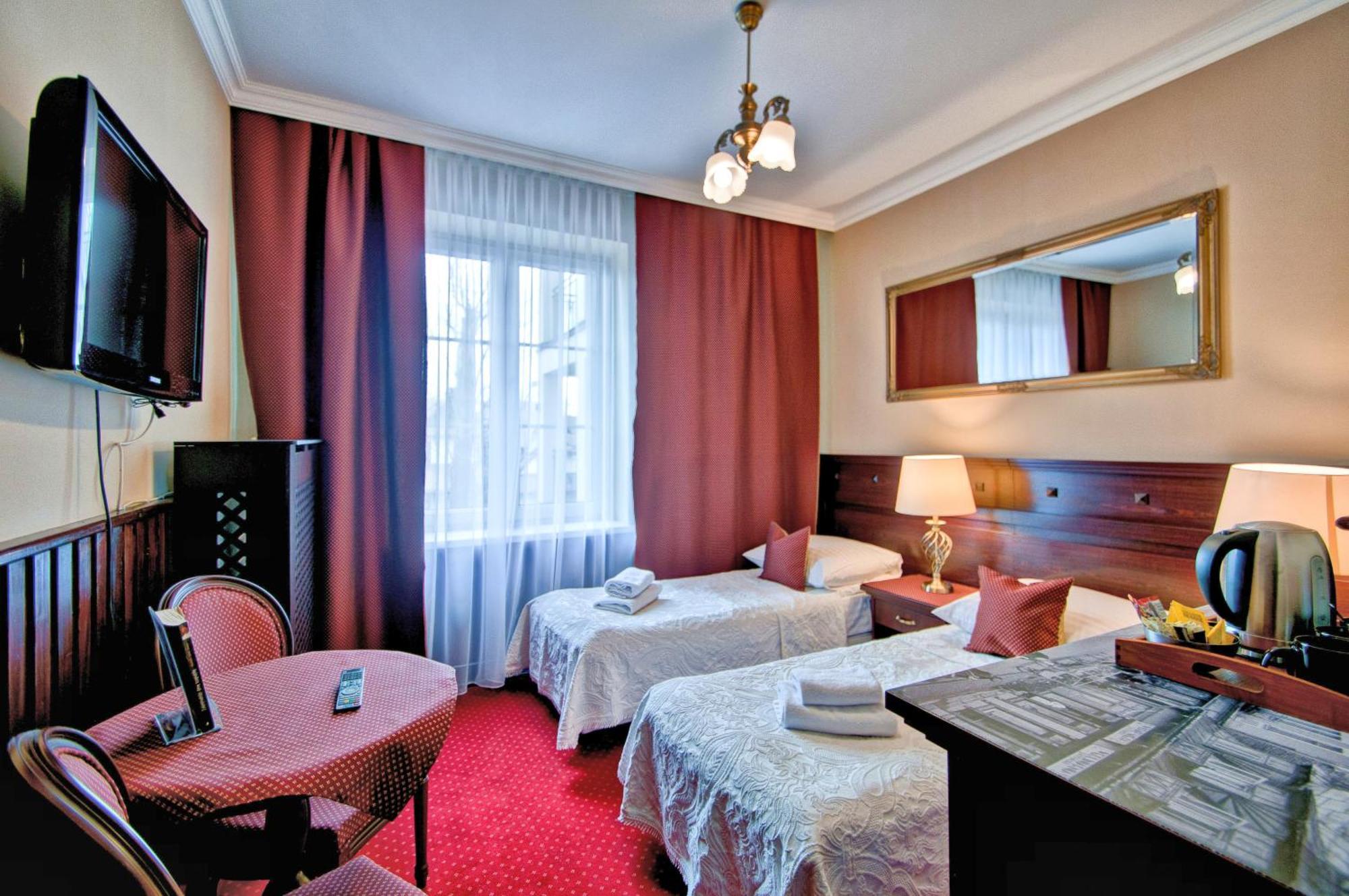 Standard Studio