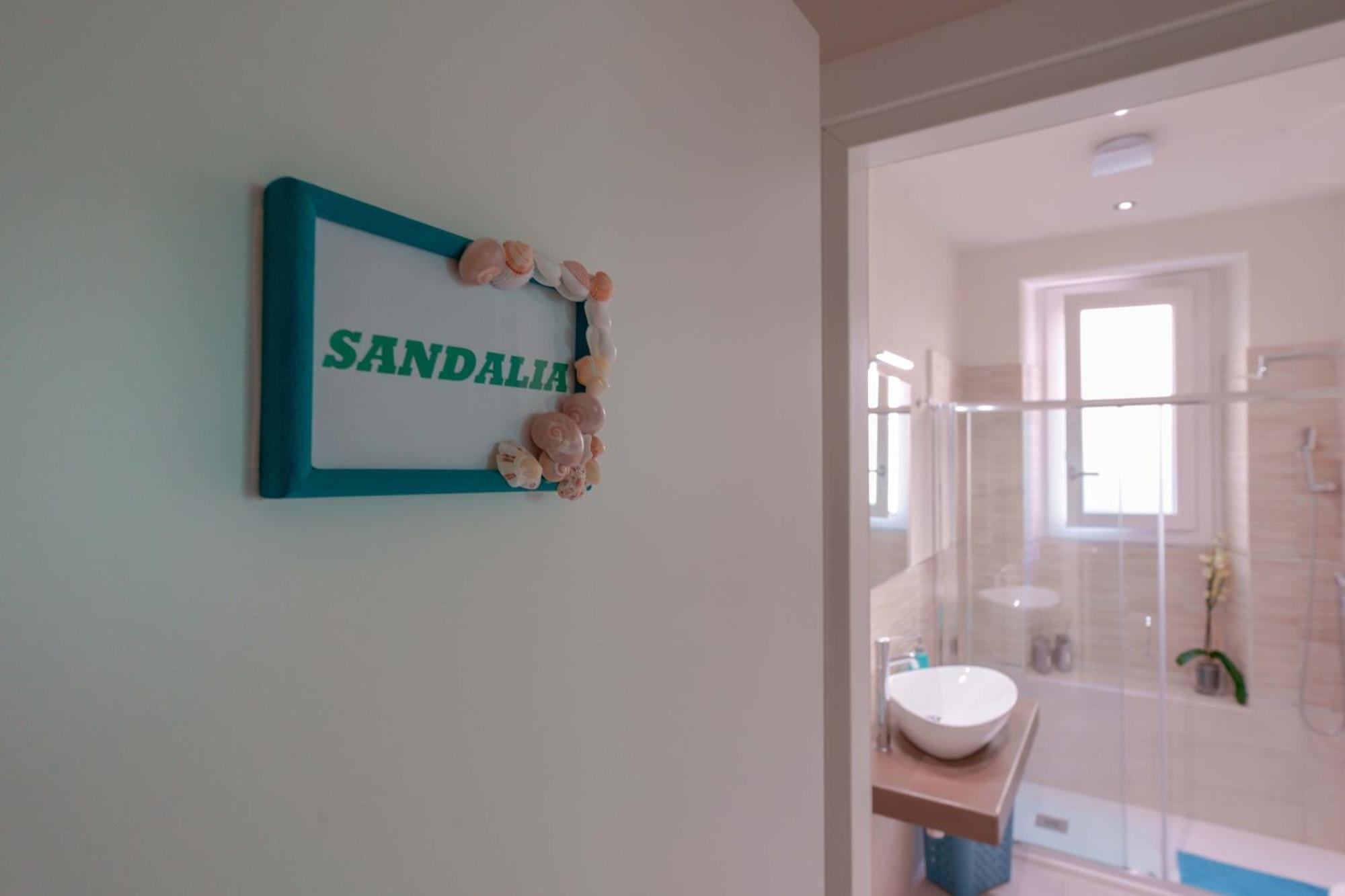 Deluxe Double or Twin Room Spa Bath