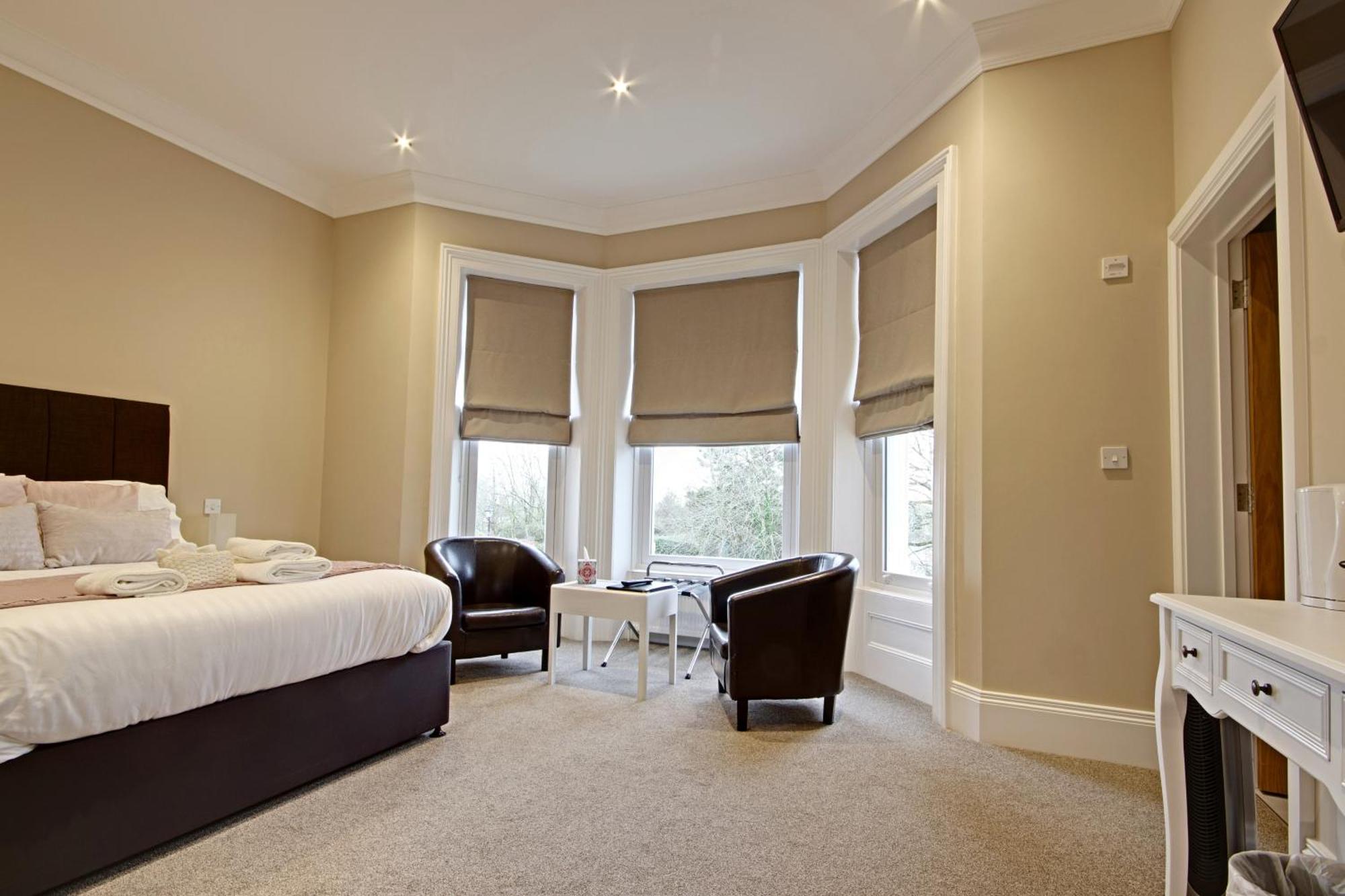 Deluxe King Room