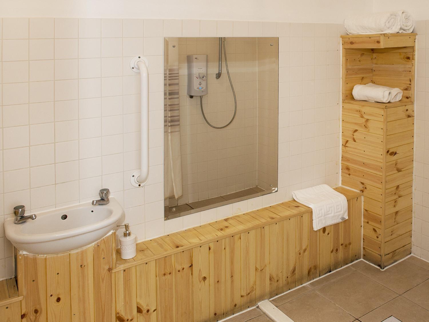 Double Room Private Bathroom