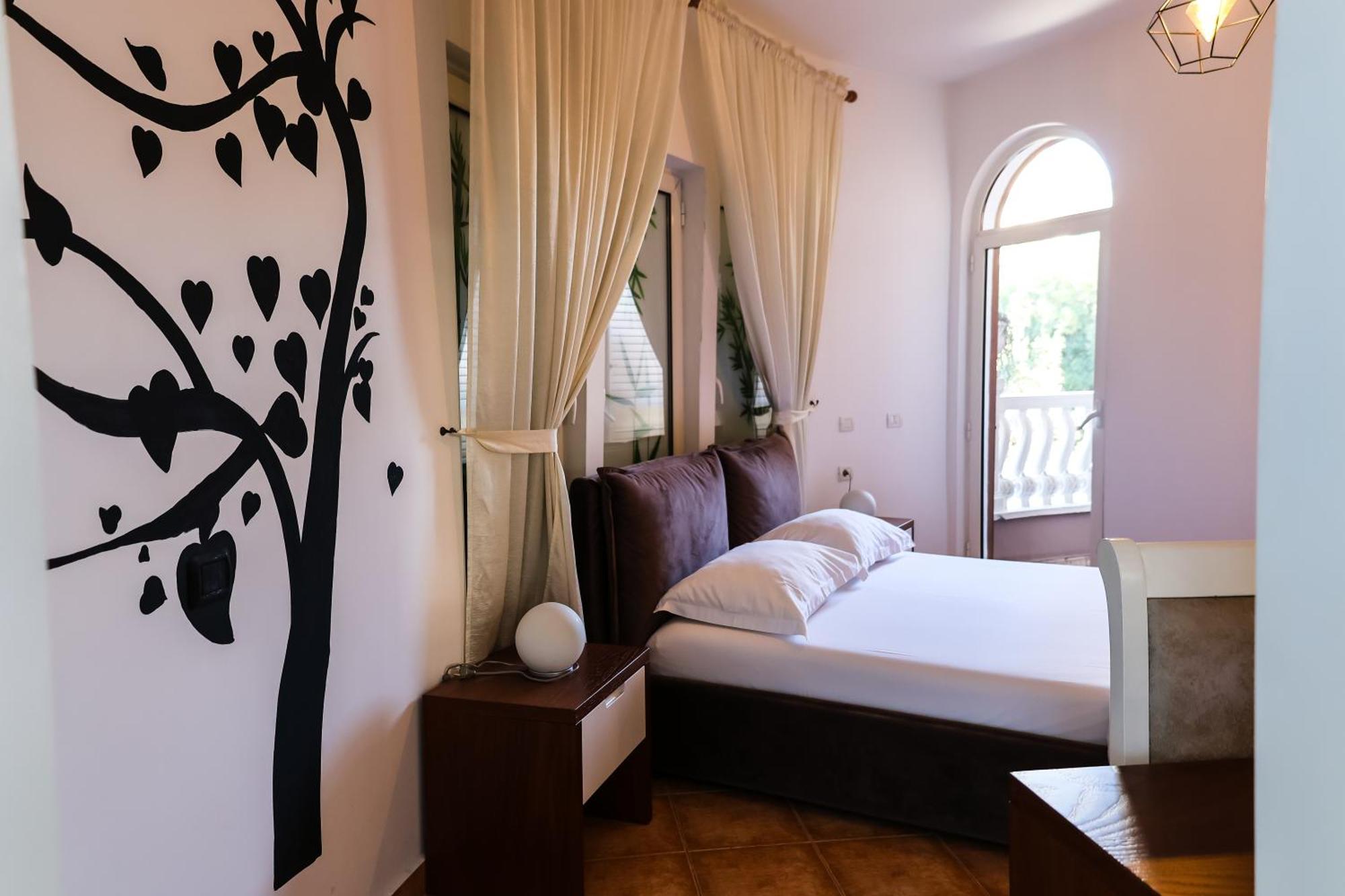Double Room Garden View