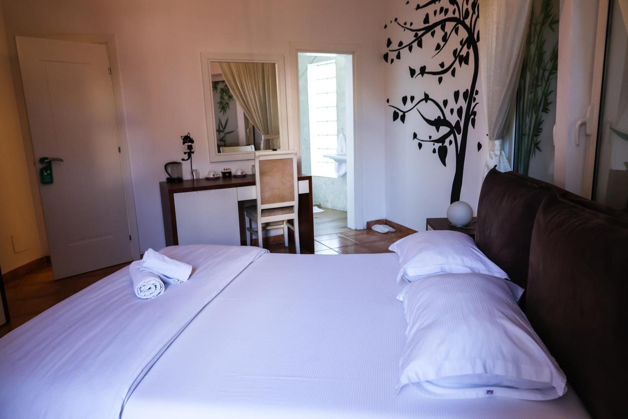 Double Room Garden View