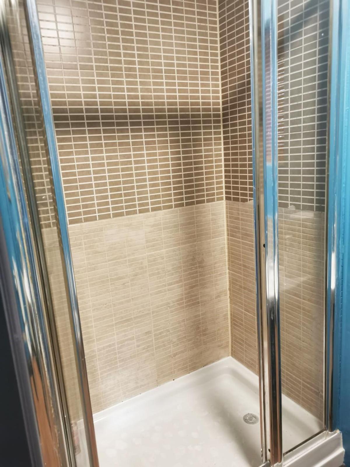 Family Room Private Bathroom