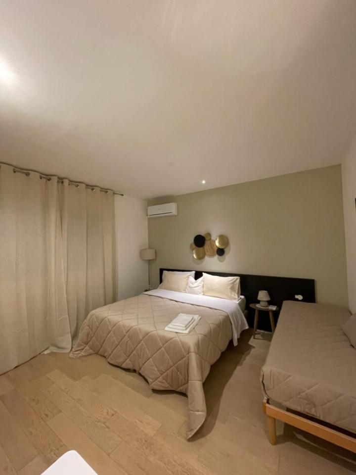 Large Double Room