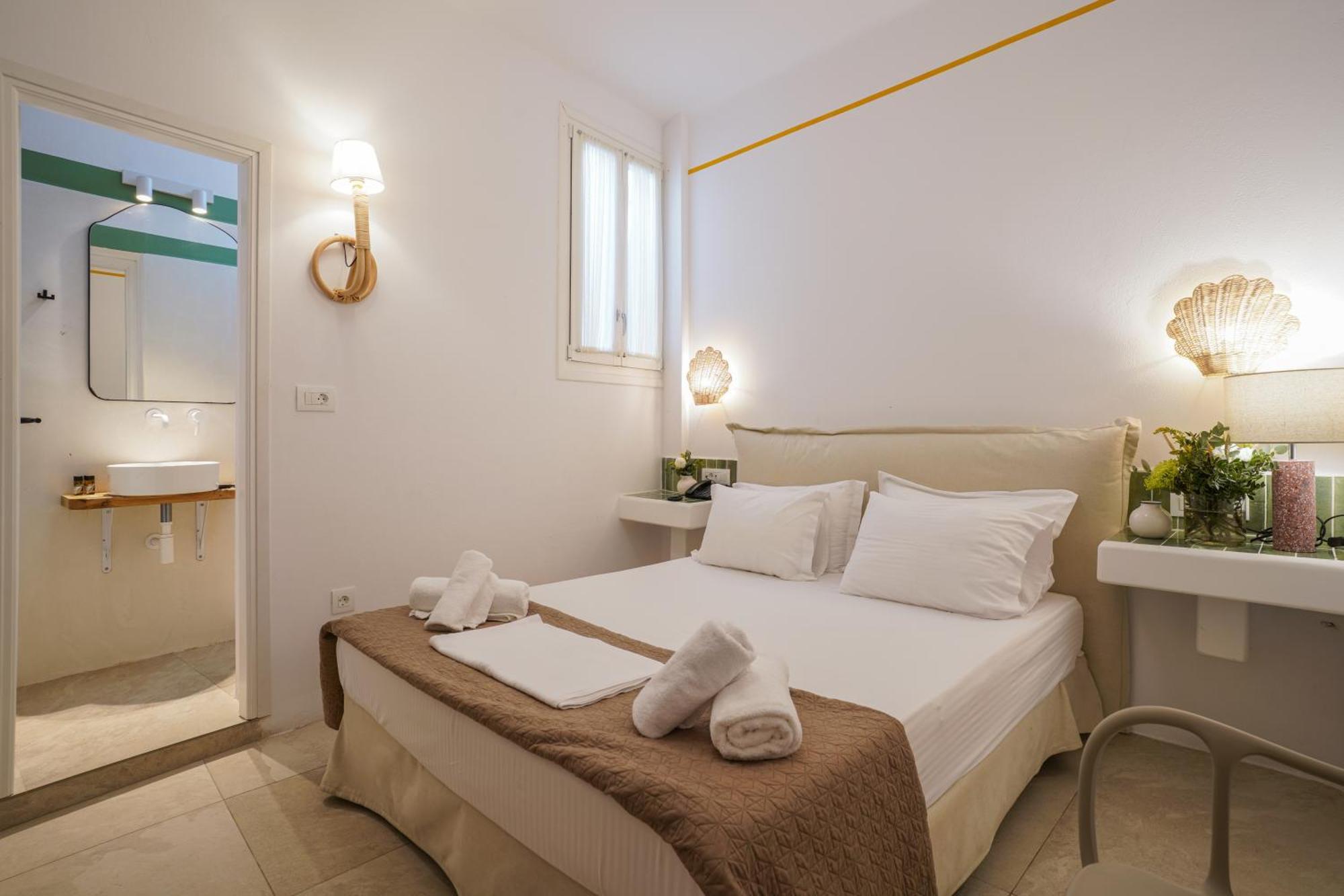 Economy Double Room