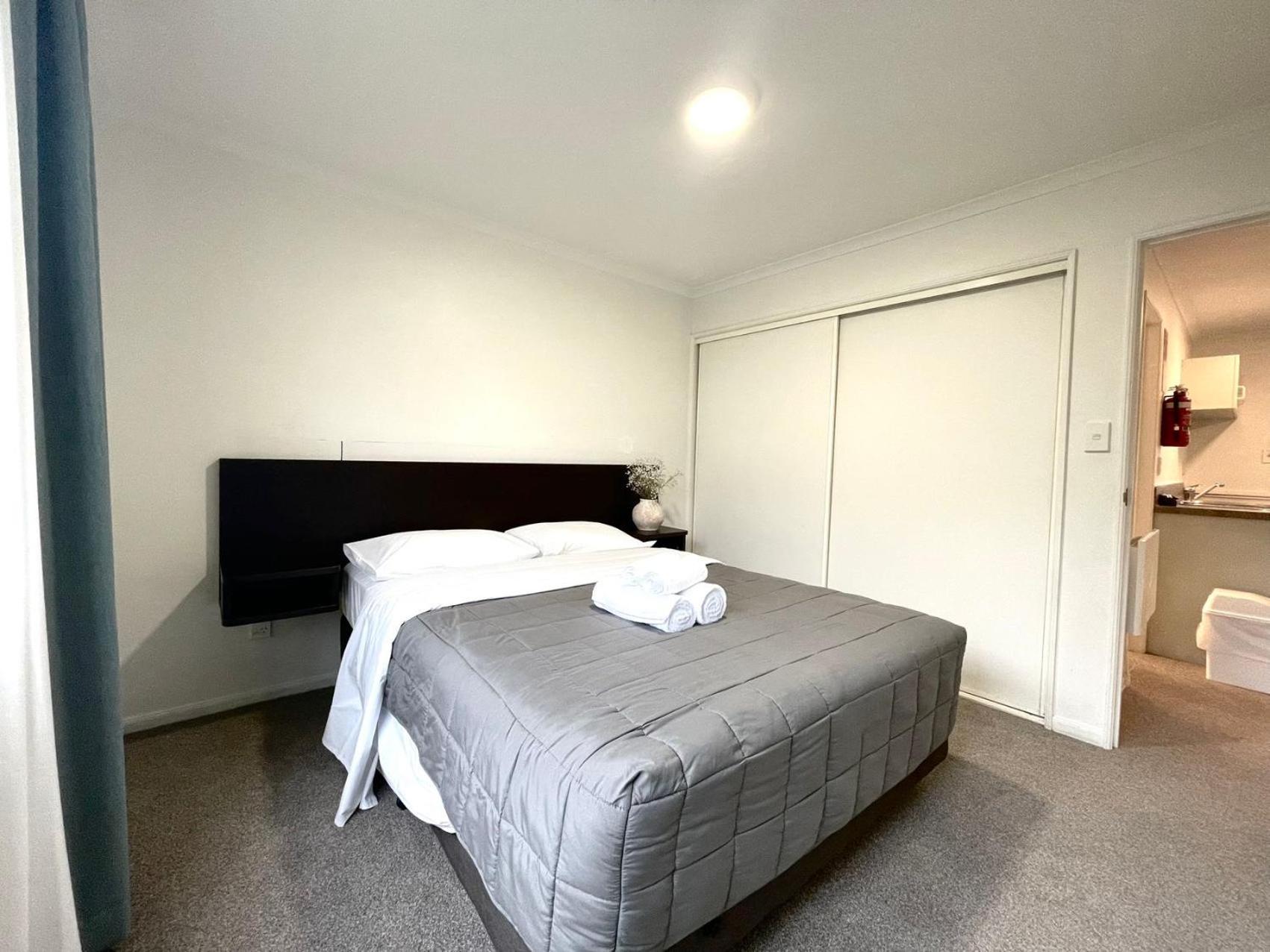 Two-Bedroom Apartment Bath Tub