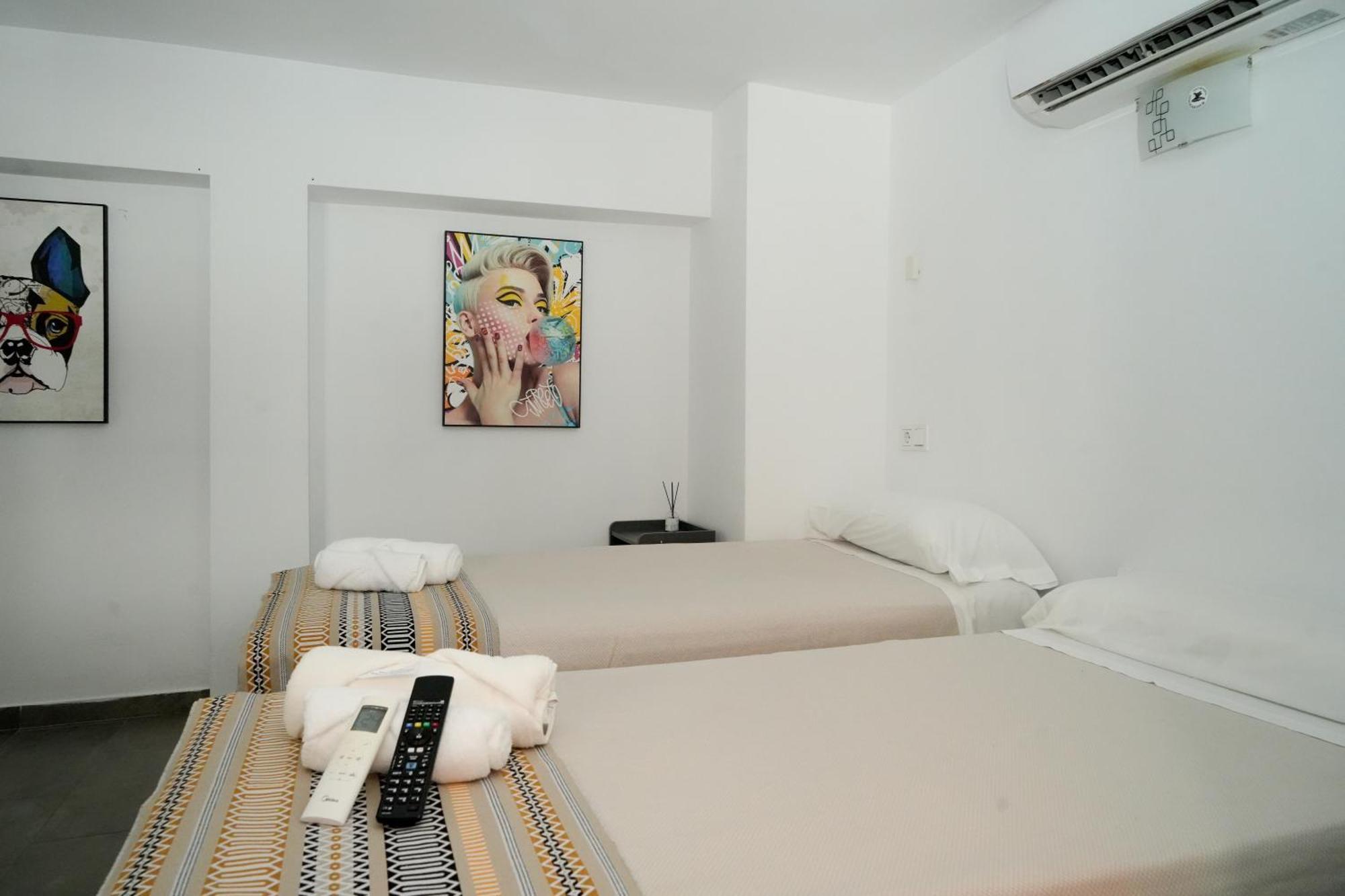Twin Room Private Bathroom