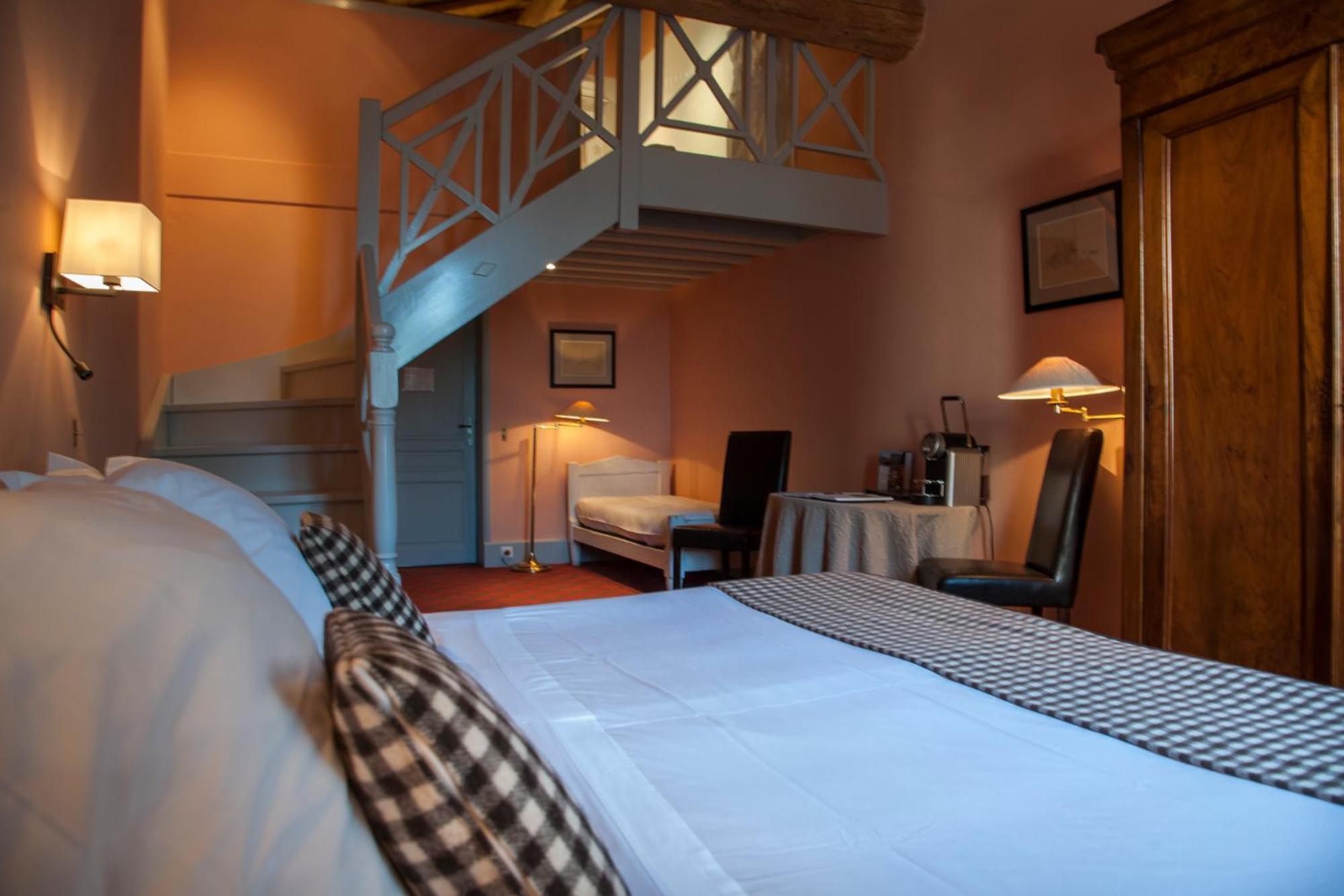 Double or Twin Room 3